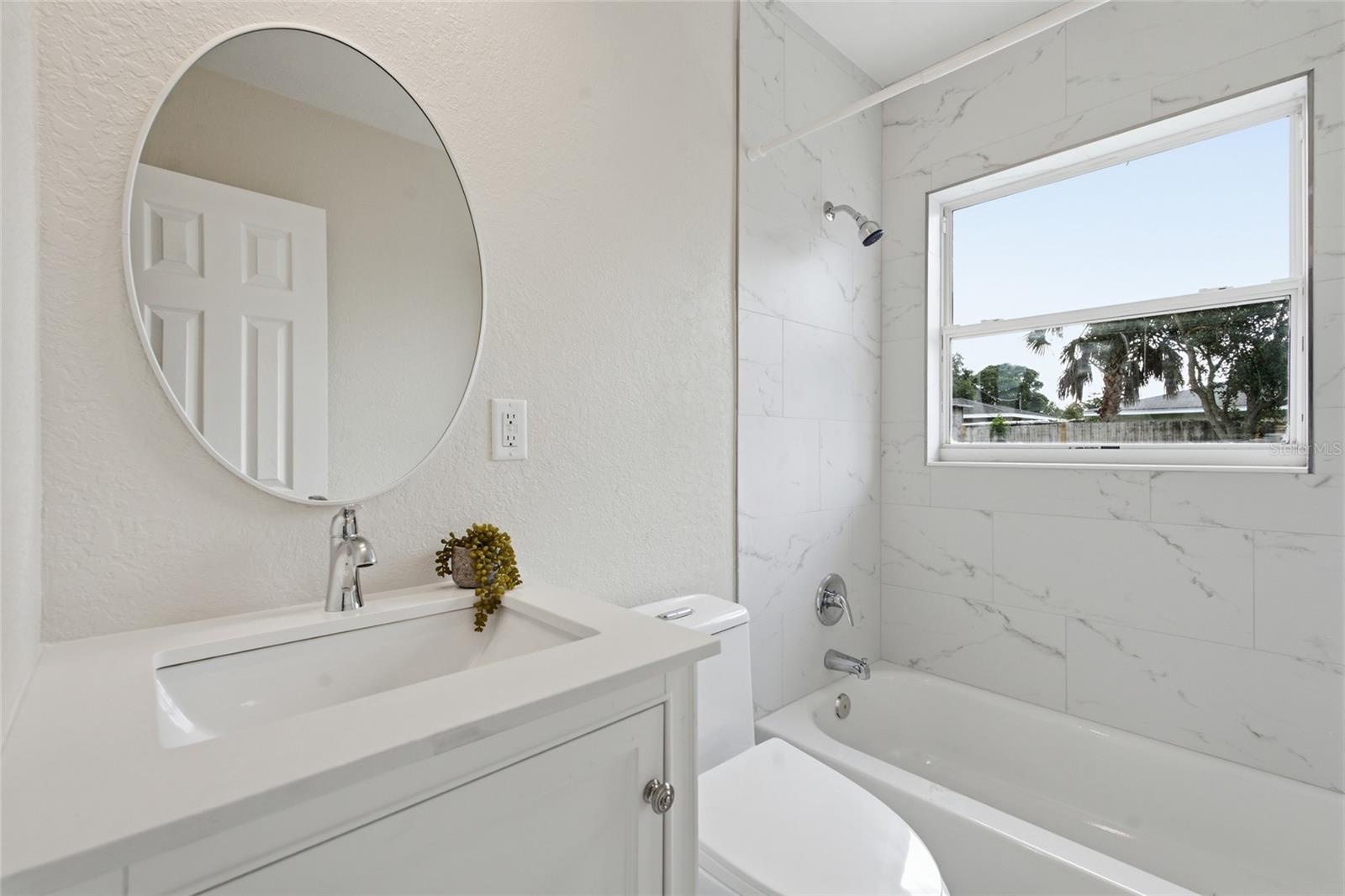 1060 Jackson St Property Photo 14