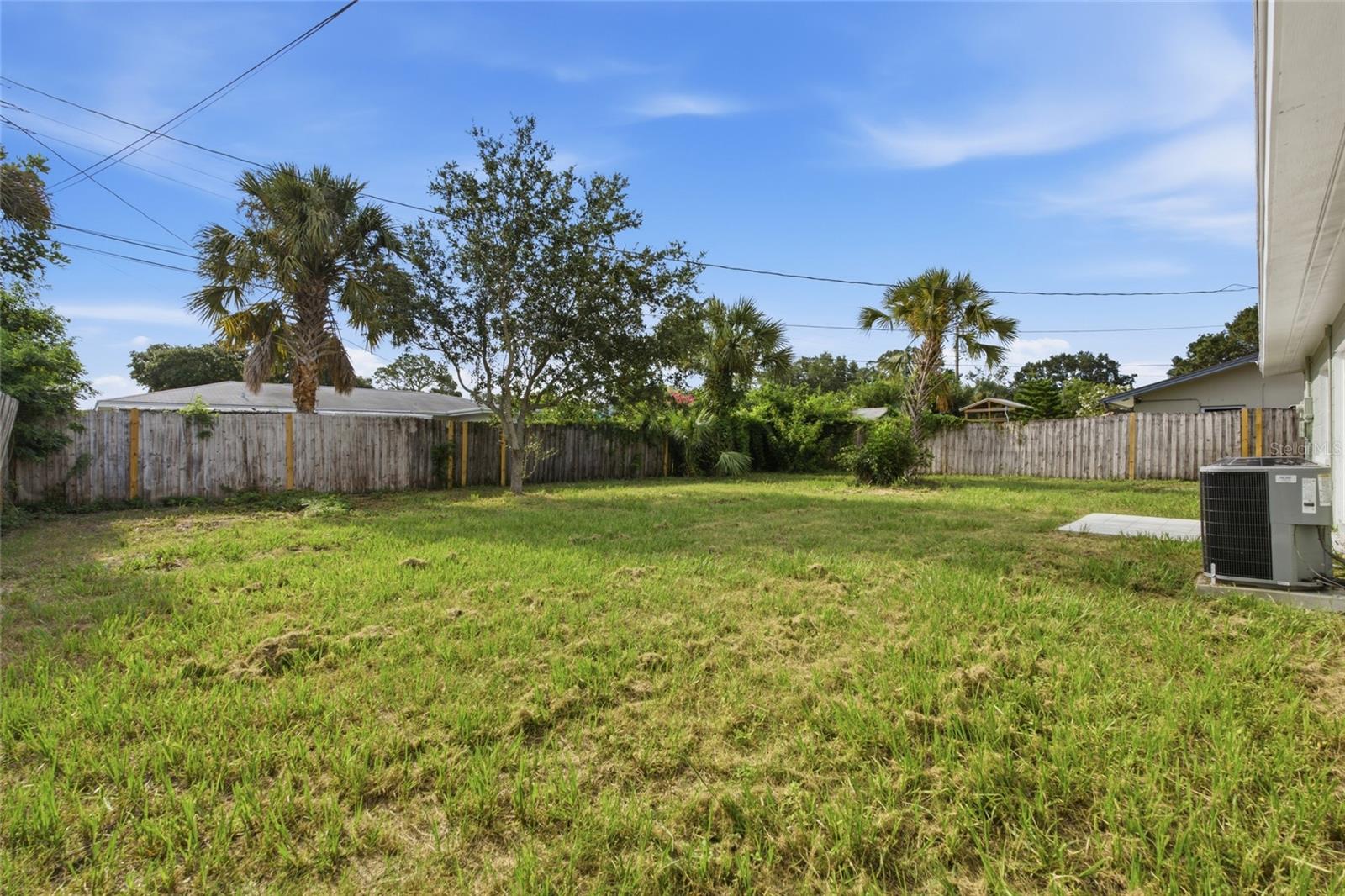 1060 Jackson St Property Photo 27