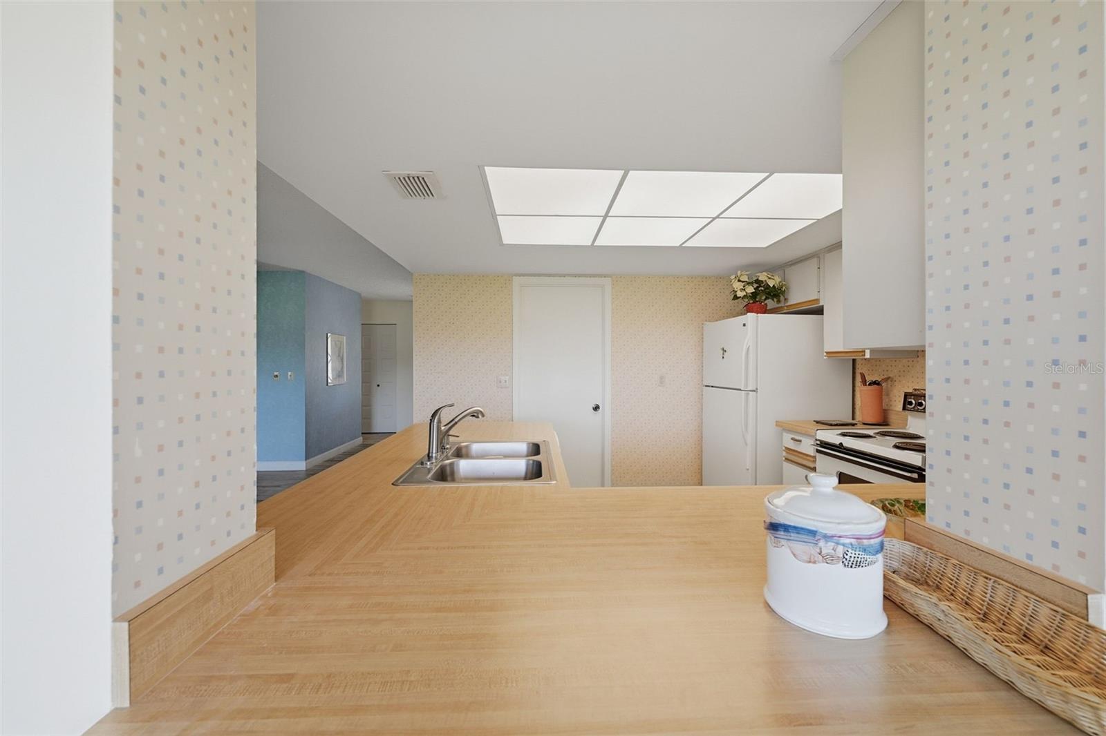 2118 Harleston Pl #212 Property Photo 14