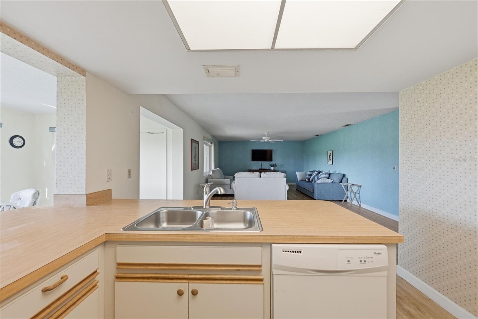 2118 Harleston Pl #212 Property Photo 15
