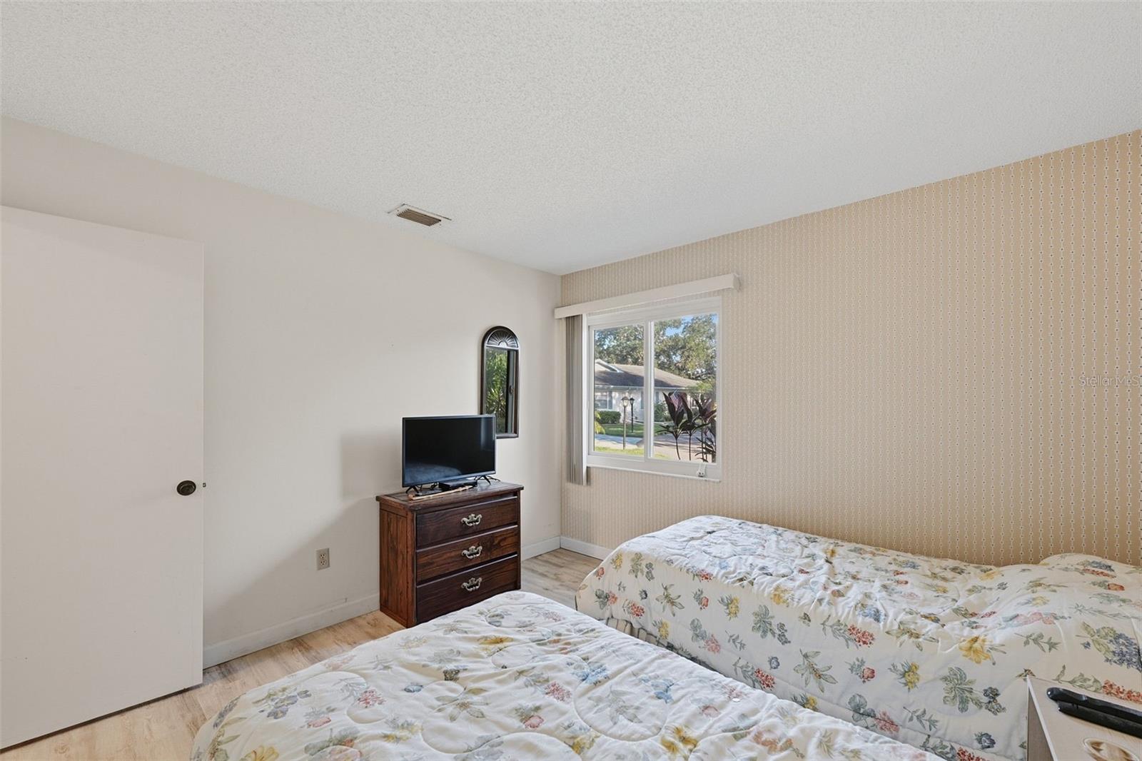 2118 Harleston Pl #212 Property Photo 22