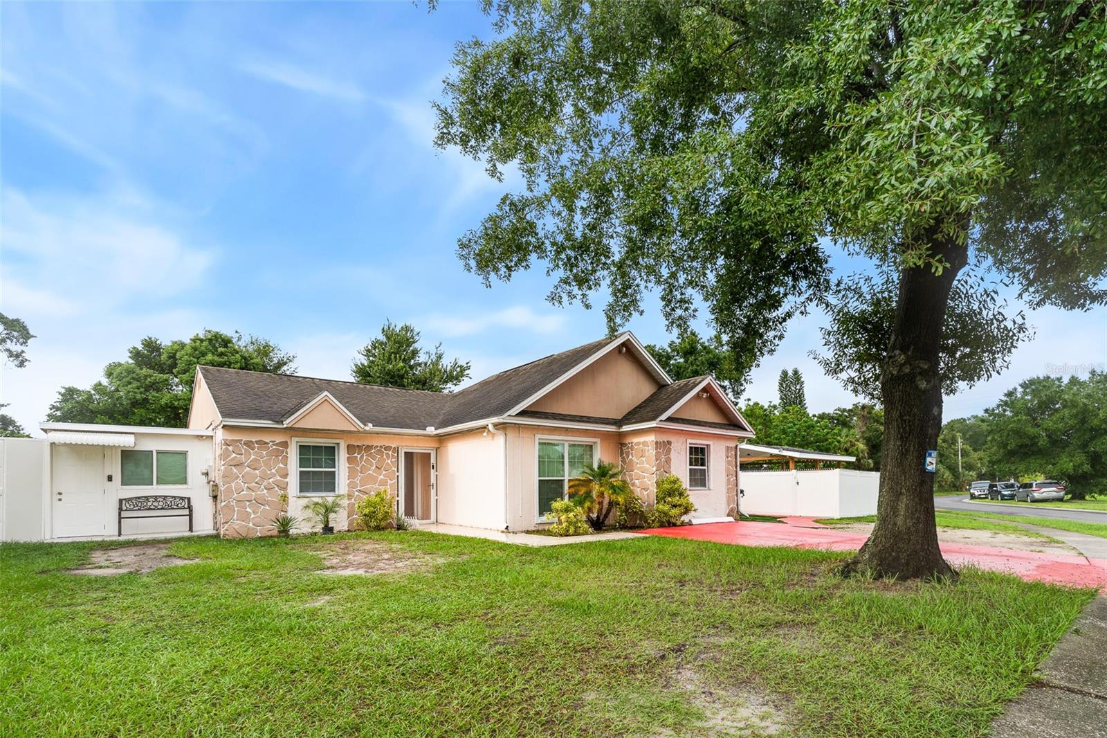 8903 Camino Villa Property Photo 4