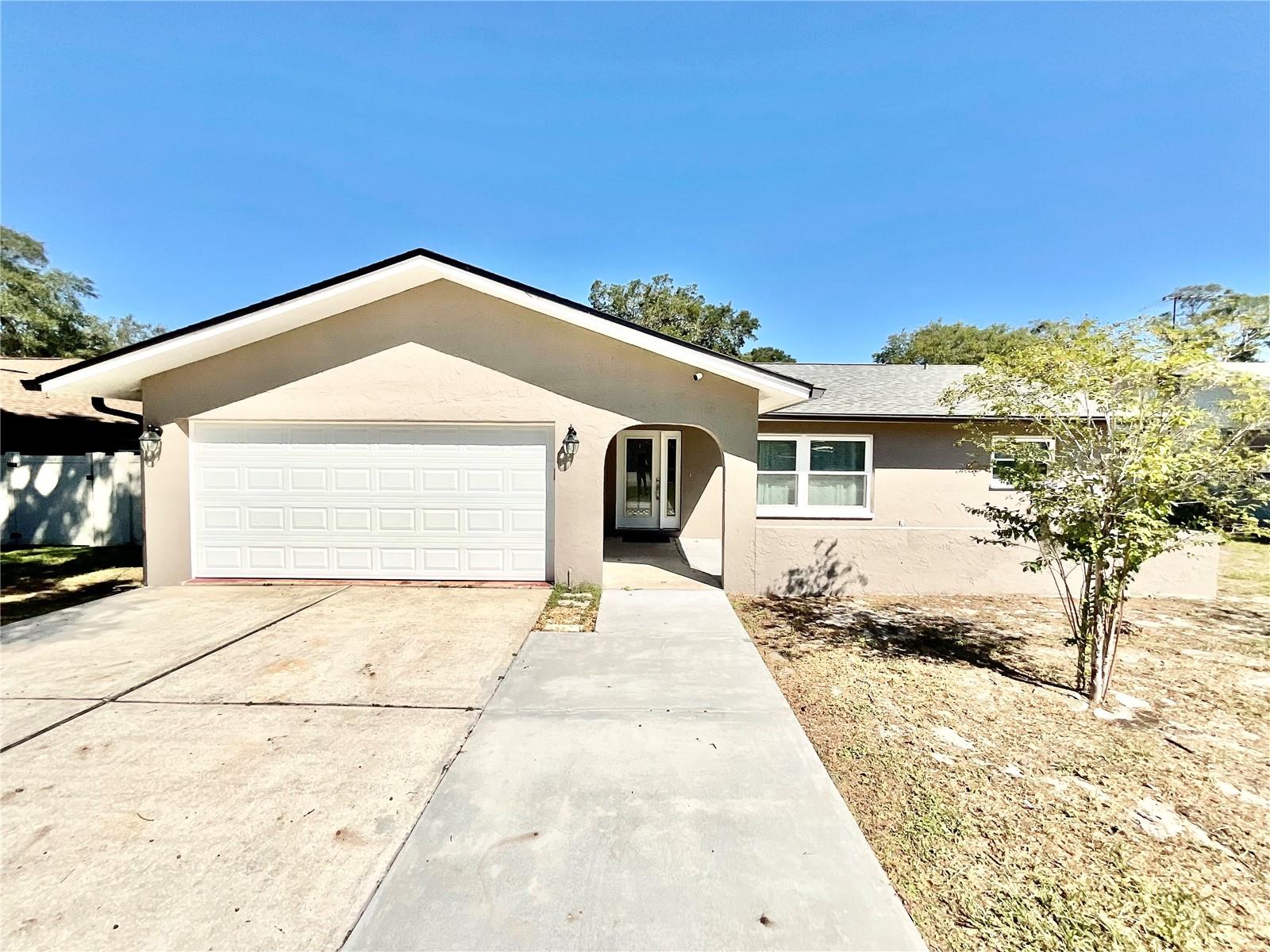 1545 INDIANA AVE Property Photo 1