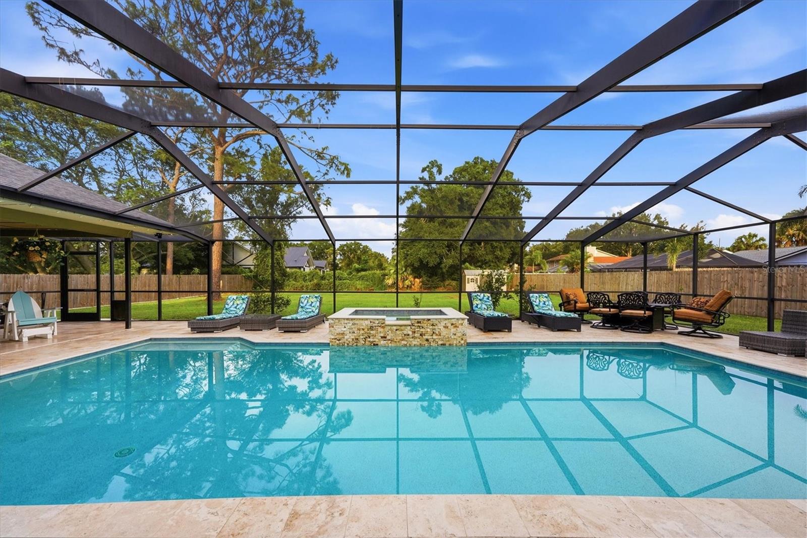 15127 Pennington Rd Property Photo 3