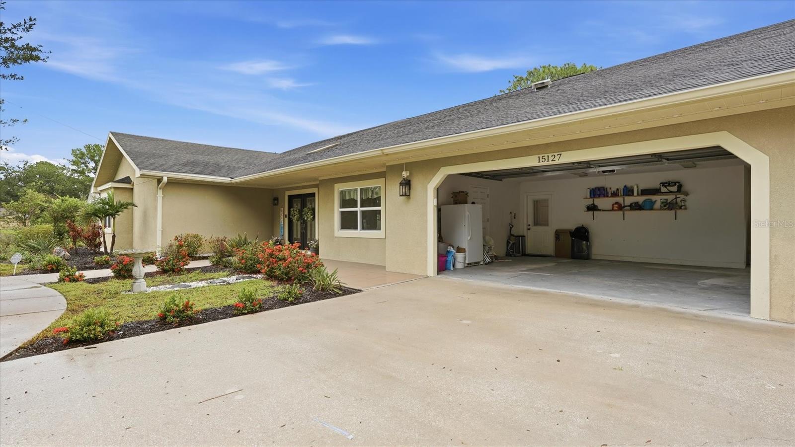 15127 Pennington Rd Property Photo 8