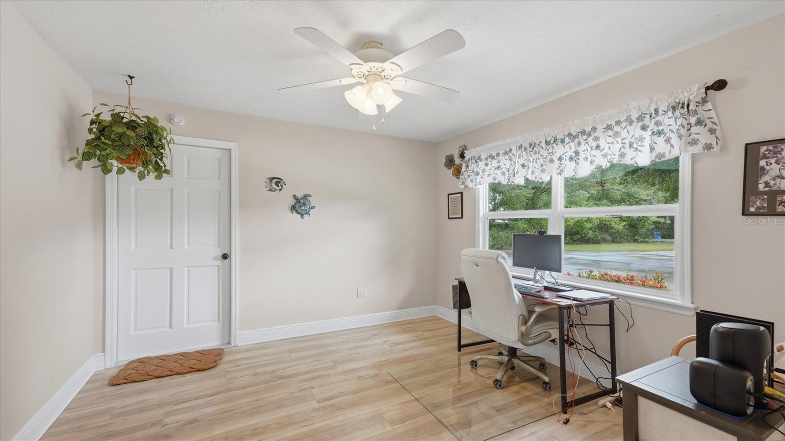 15127 Pennington Rd Property Photo 32