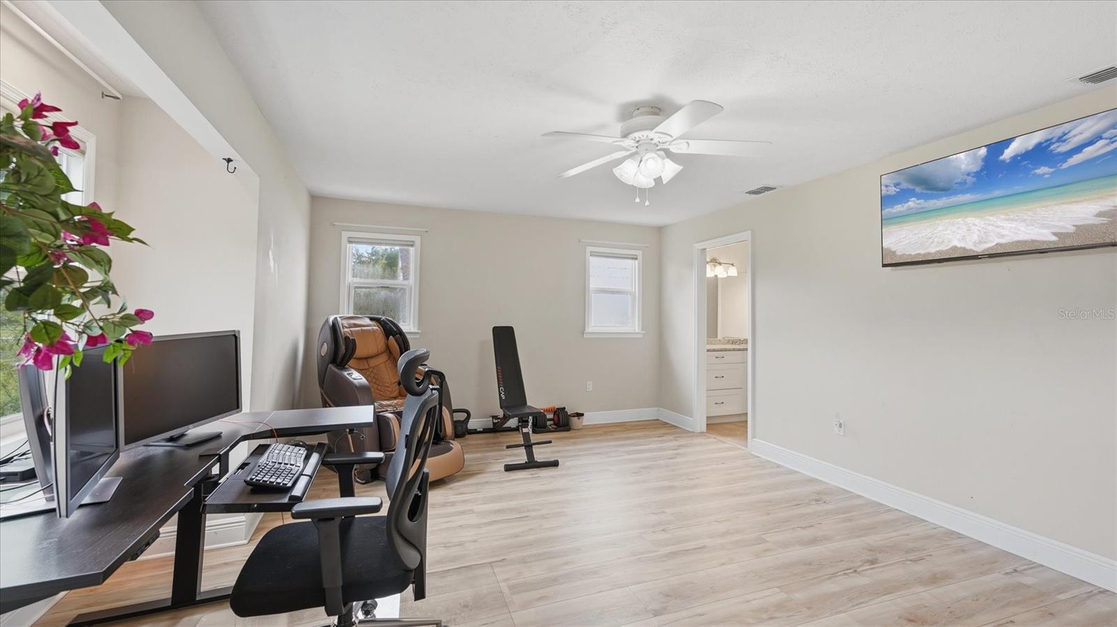 15127 Pennington Rd Property Photo 43
