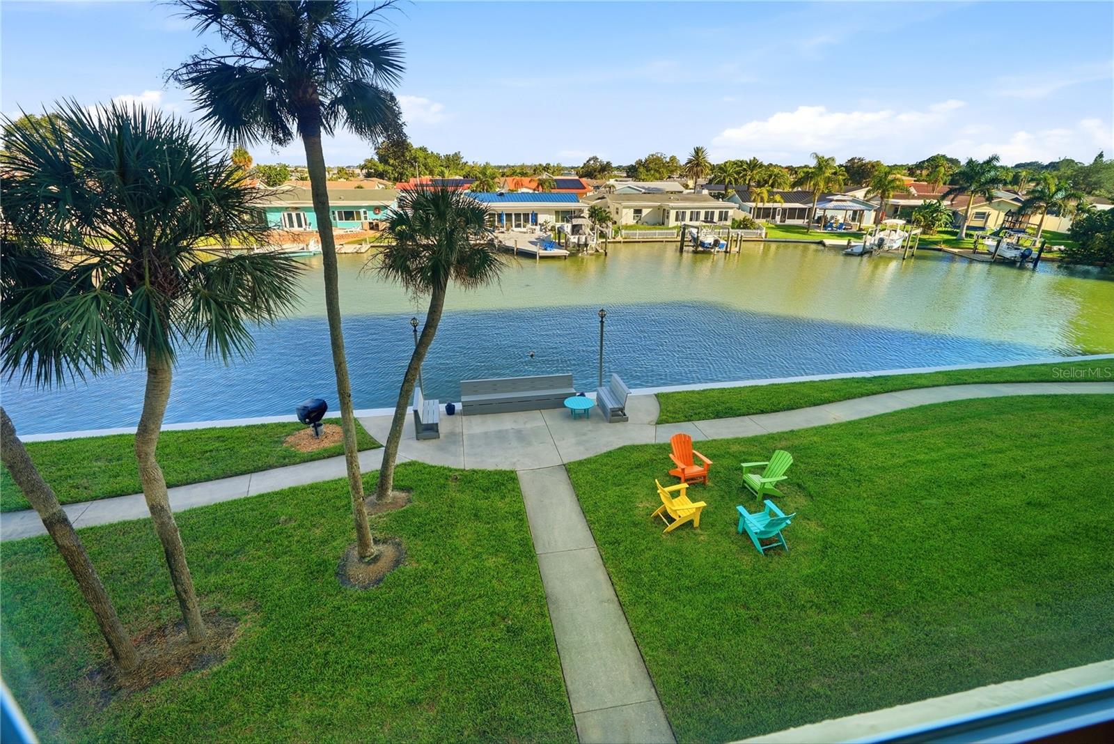 4725 Cove Cir #306 Property Photo 13