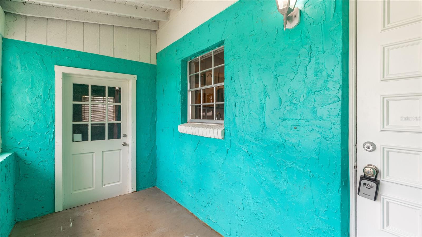 5328 Rainbow Dr Property Photo 9