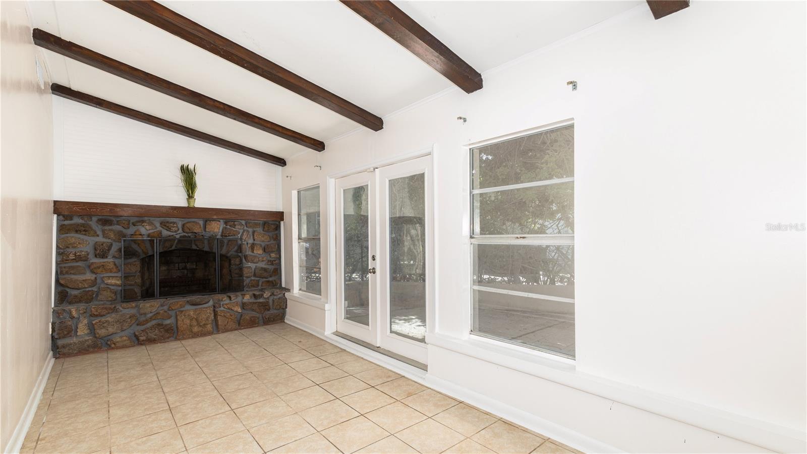 5328 Rainbow Dr Property Photo 17