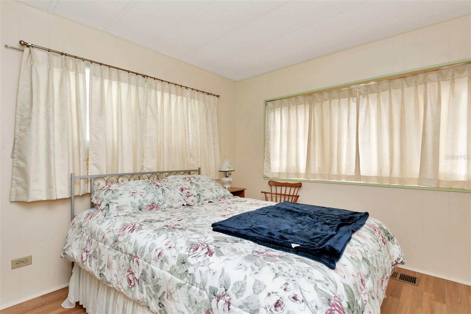 5690 Forsythia Rd Property Photo 20