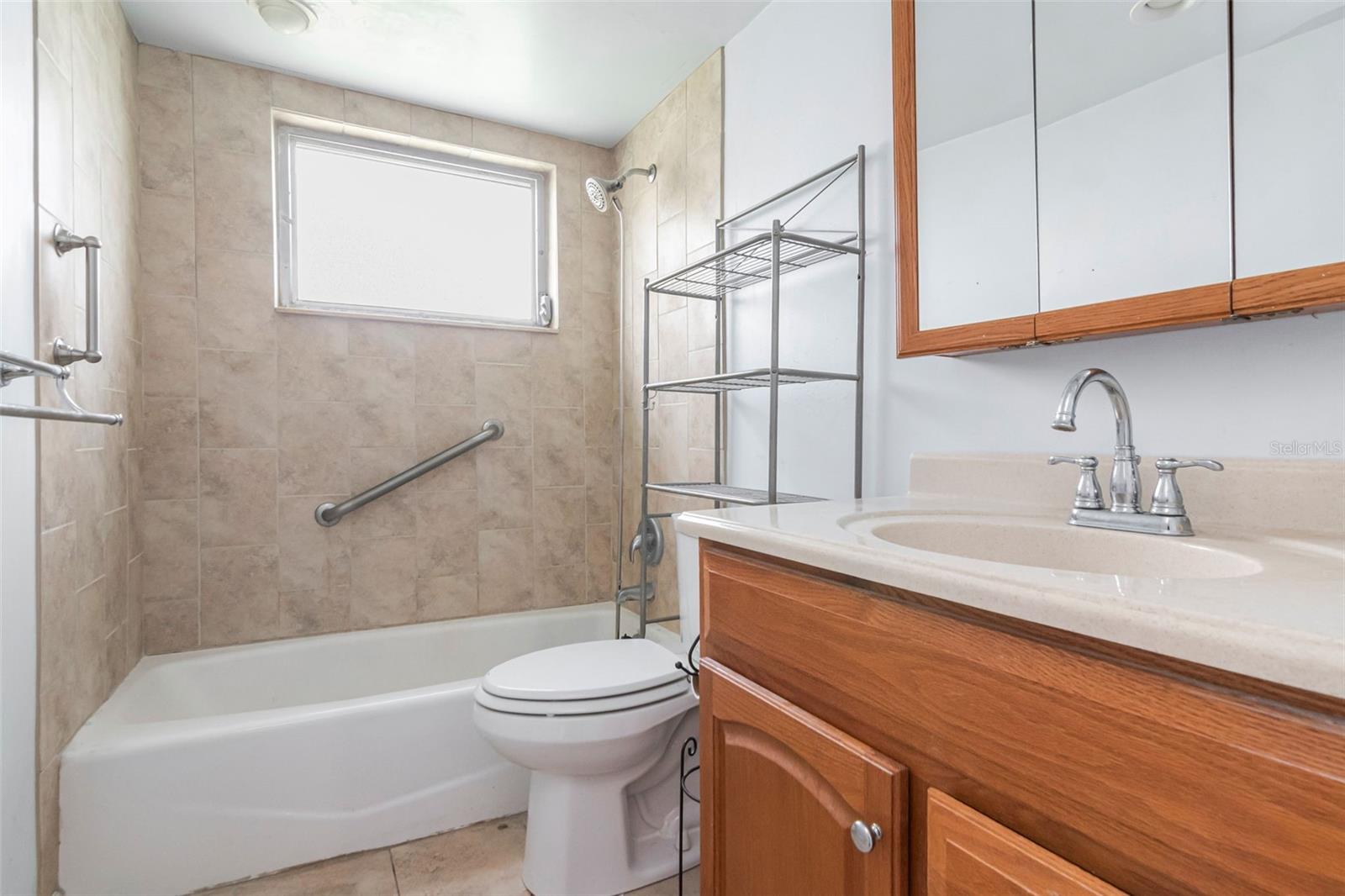 1024 Viking Dr Property Photo 24