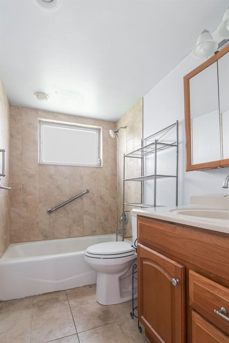 1024 Viking Dr Property Photo 25