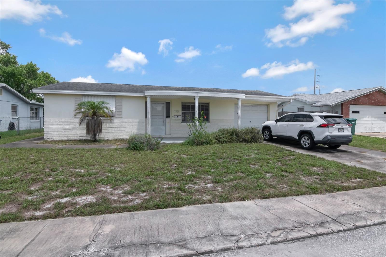 1024 Viking Dr Property Photo 35