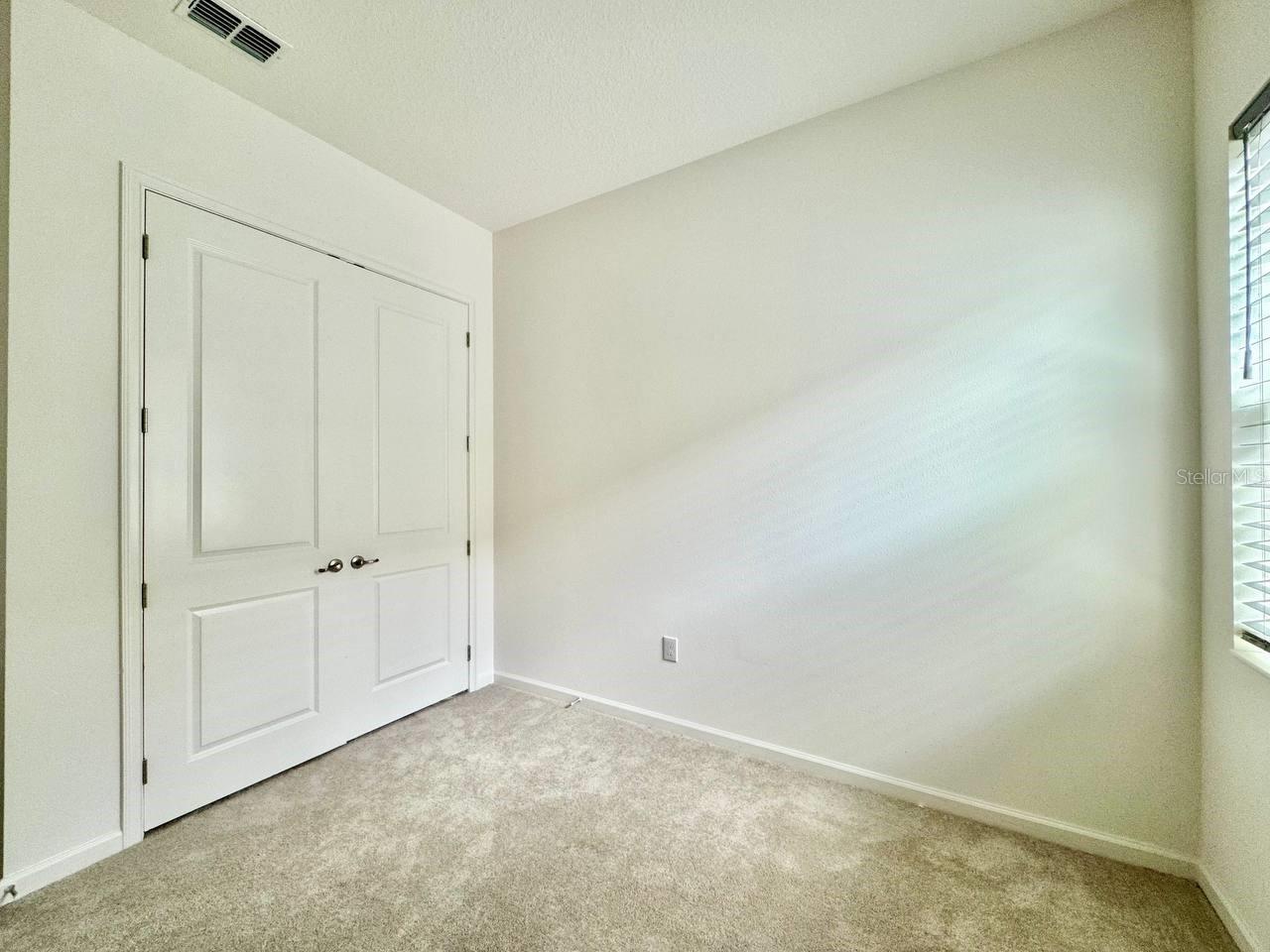827 Winterside Dr Property Photo 14