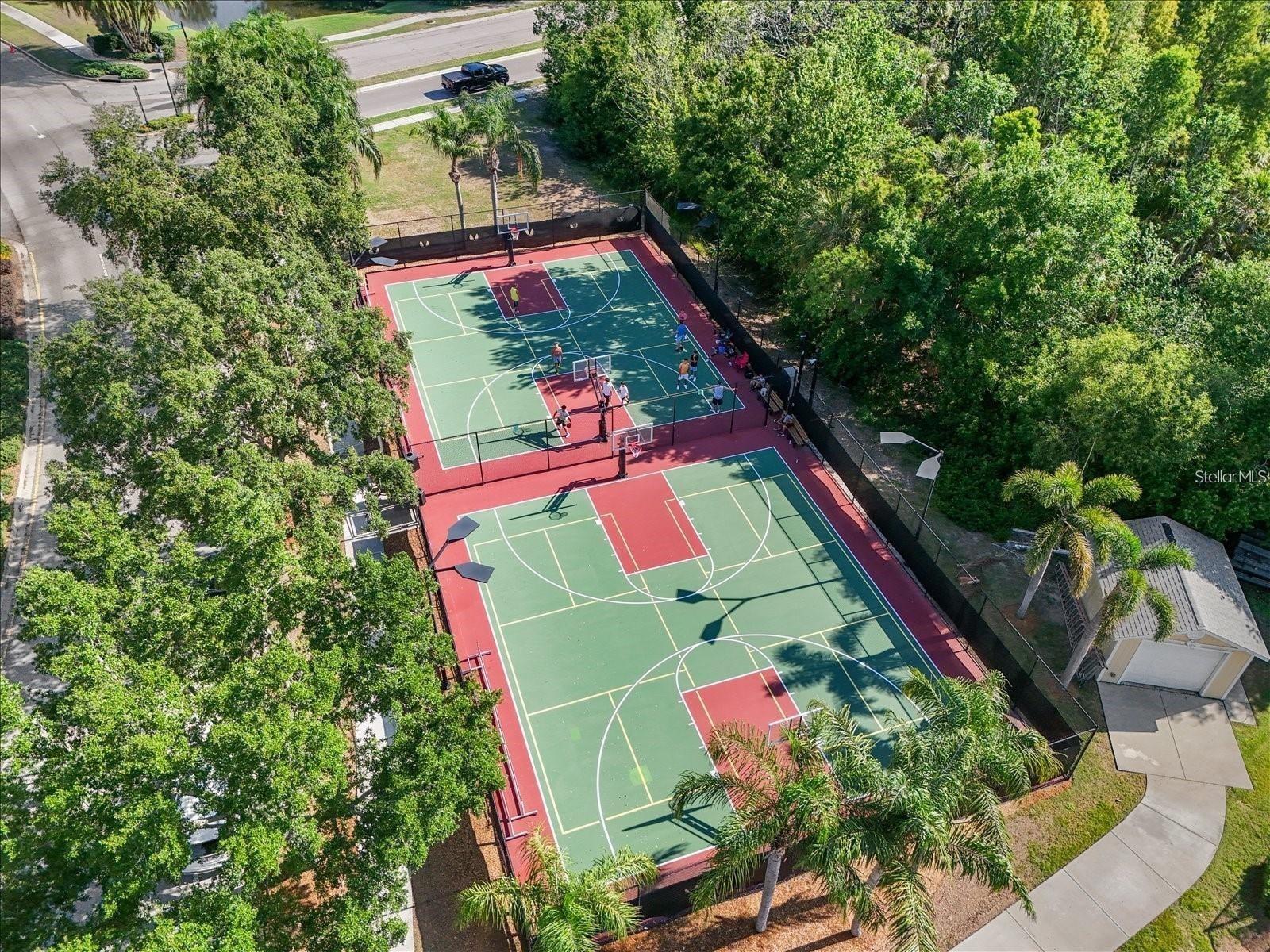 827 Winterside Dr Property Photo 32
