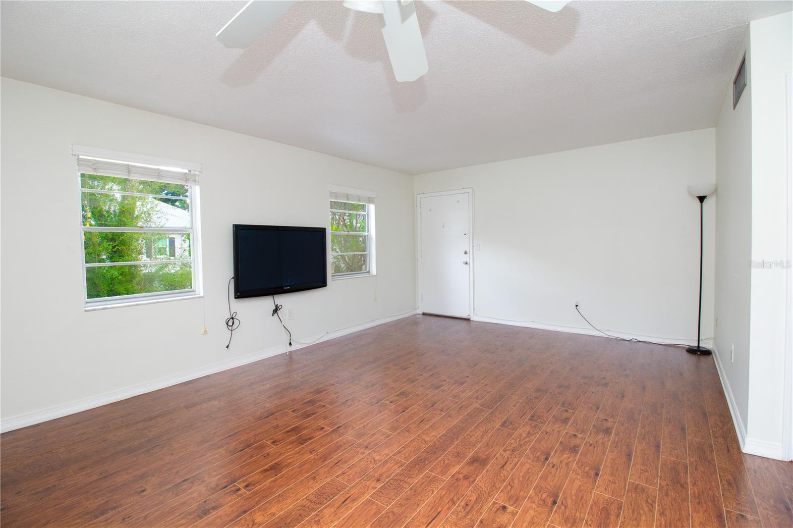 6940 A Sunset Dr S #2c Property Photo 5