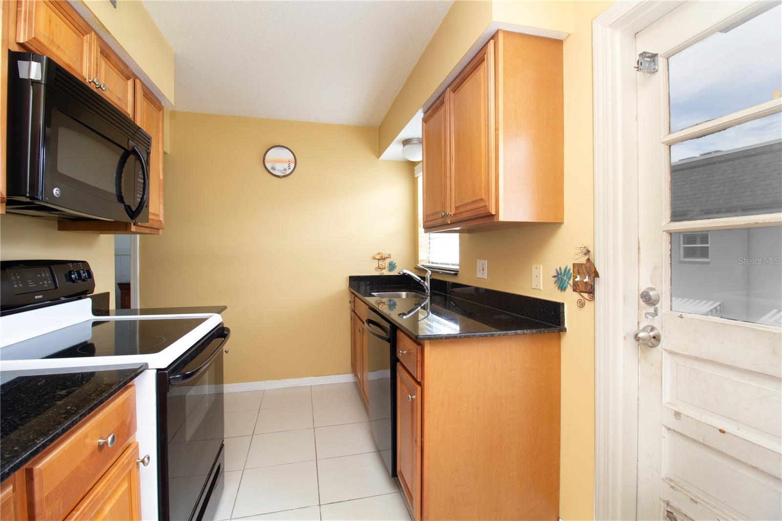 6940 A Sunset Dr S #2c Property Photo 9