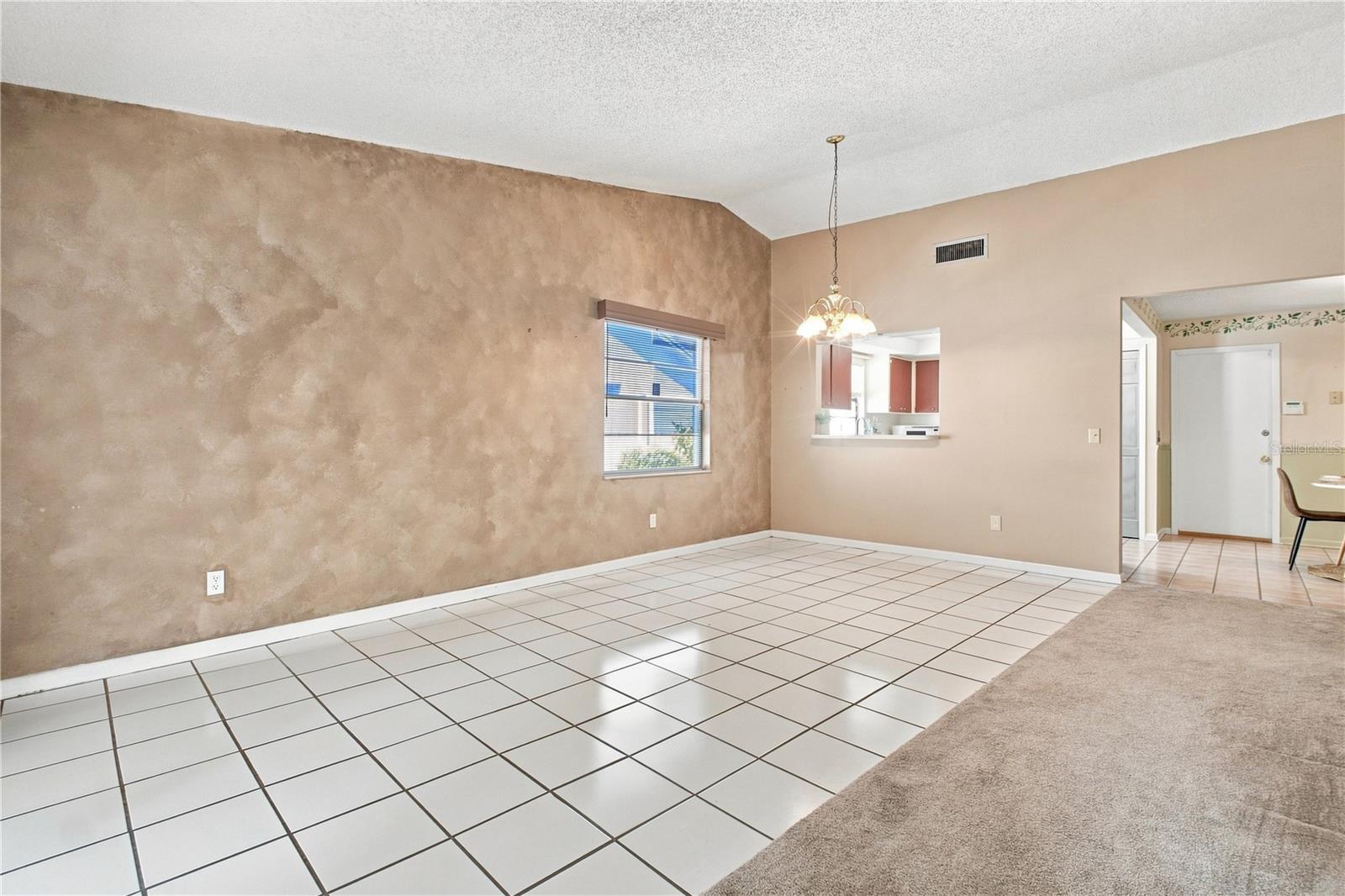 6803 Longpointe Way Property Photo 10