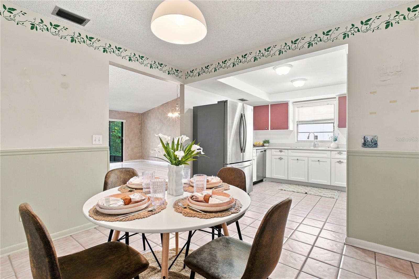 6803 Longpointe Way Property Photo 13