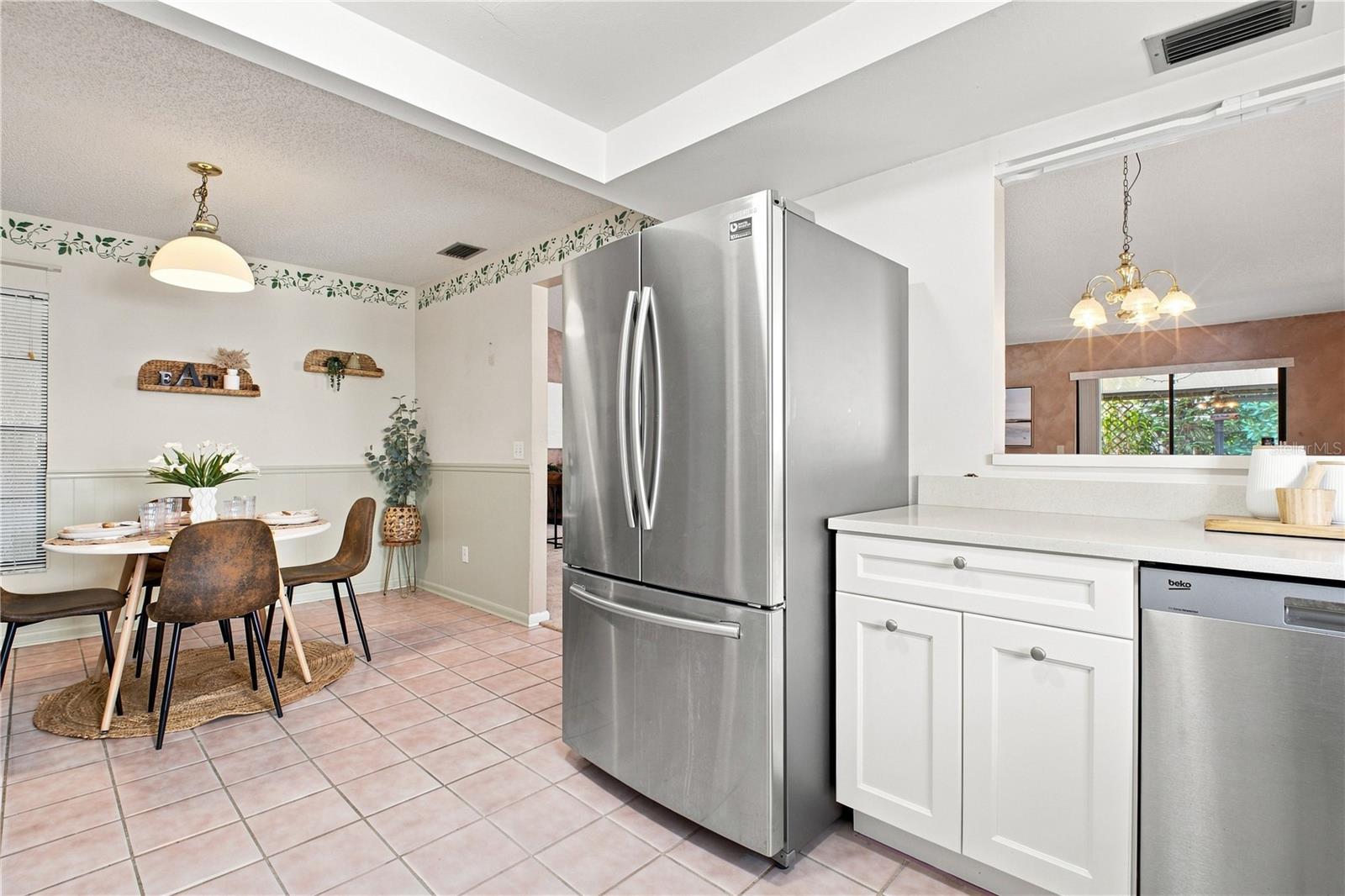 6803 Longpointe Way Property Photo 18