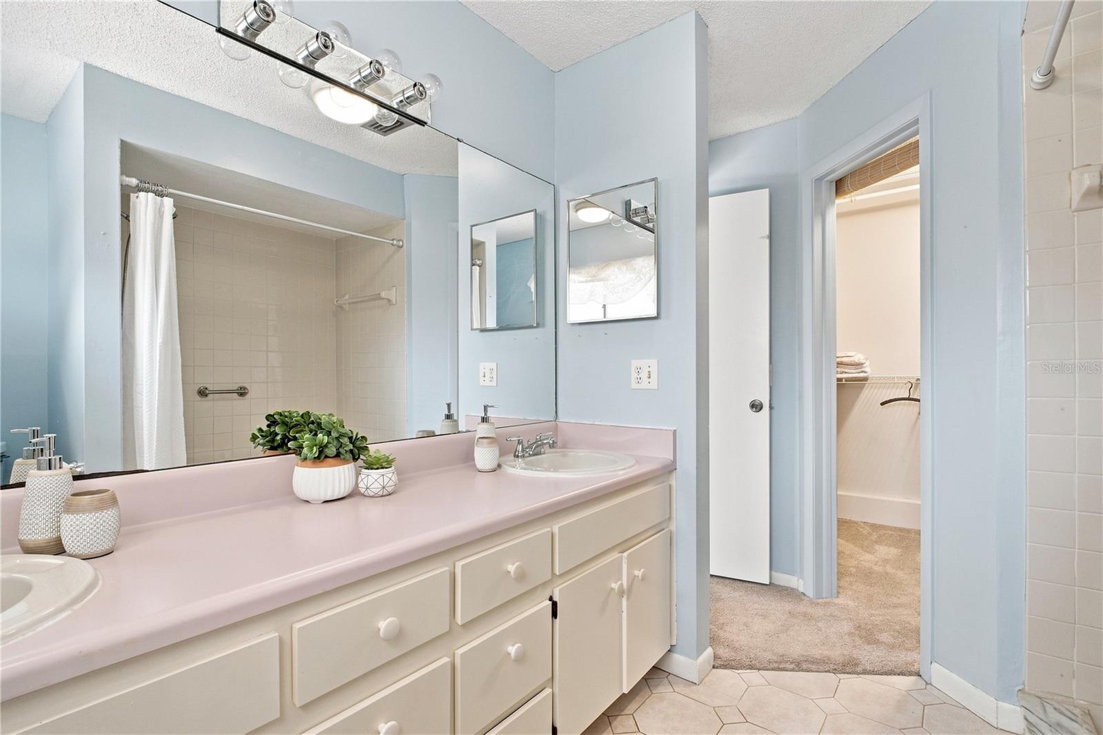 6803 Longpointe Way Property Photo 25