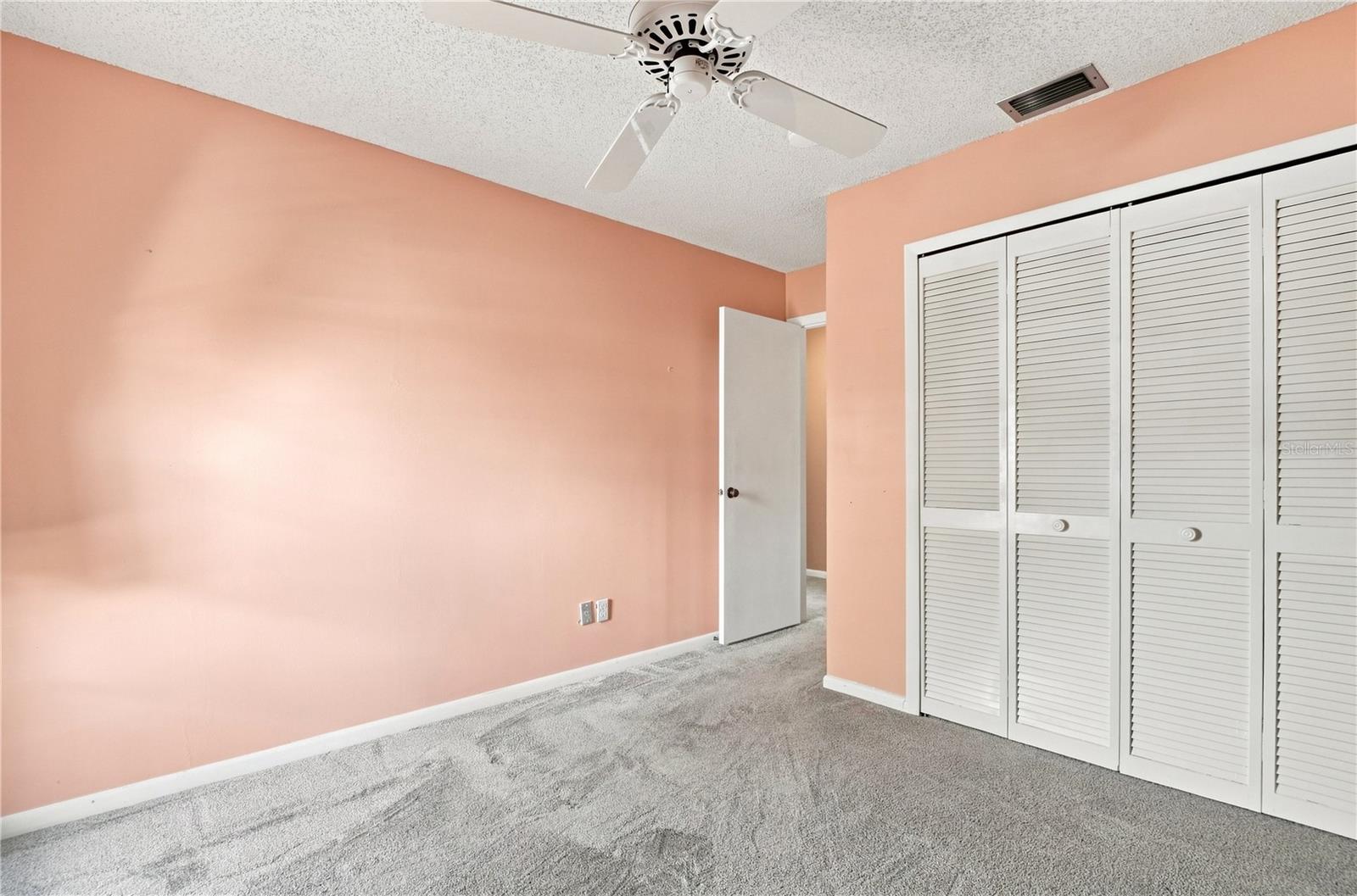 6803 Longpointe Way Property Photo 27