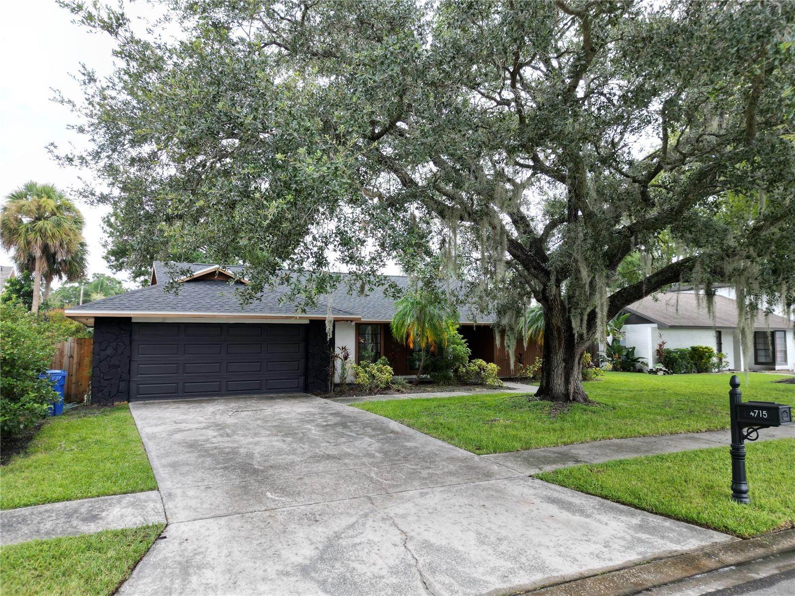 4715 Kemble Ct Property Photo 1