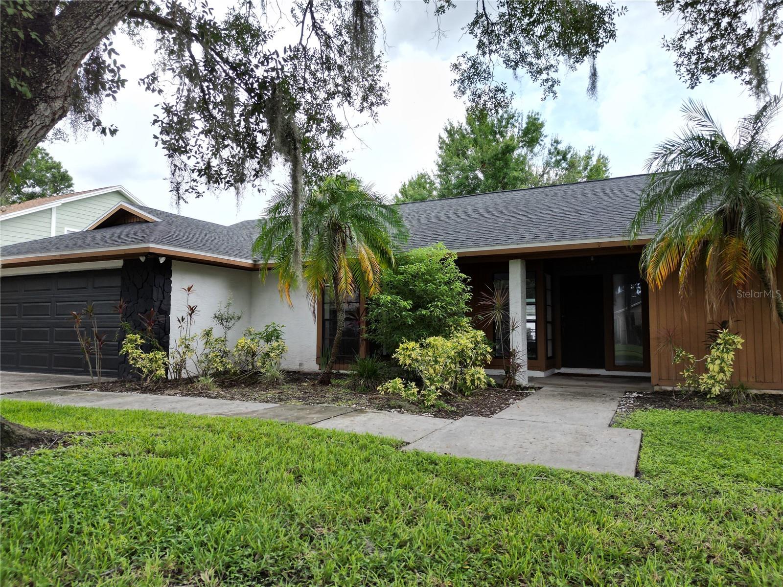 4715 Kemble Ct Property Photo 1