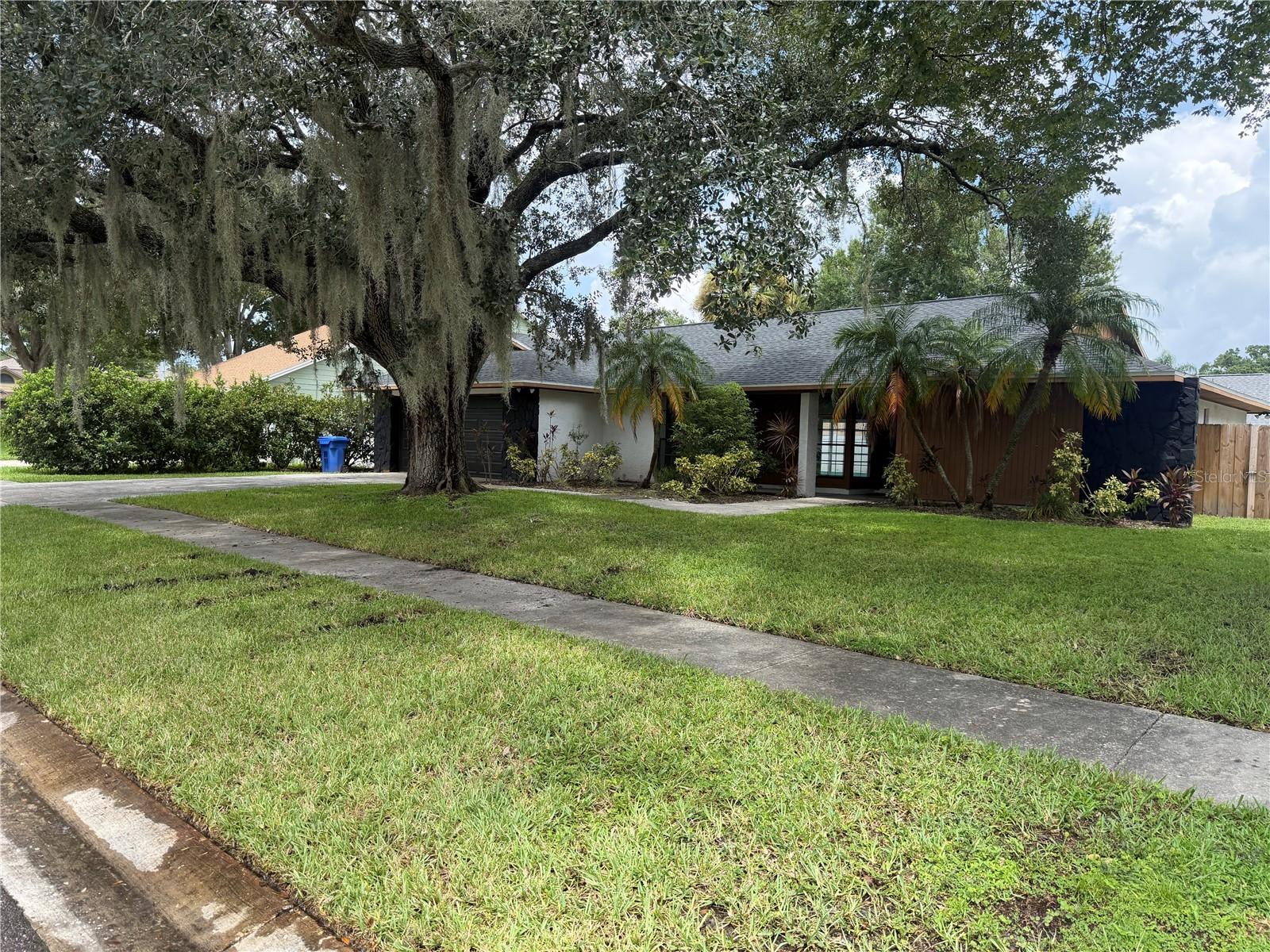 4715 Kemble Ct Property Photo 1