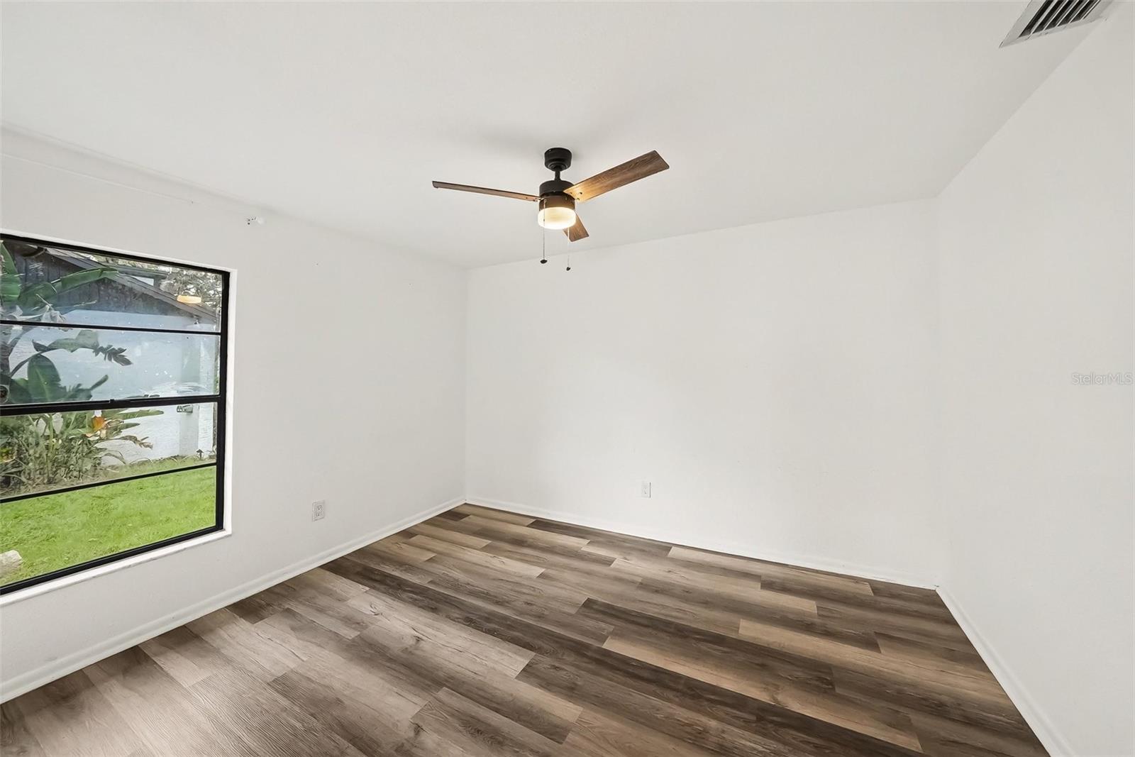 4715 Kemble Ct Property Photo 18