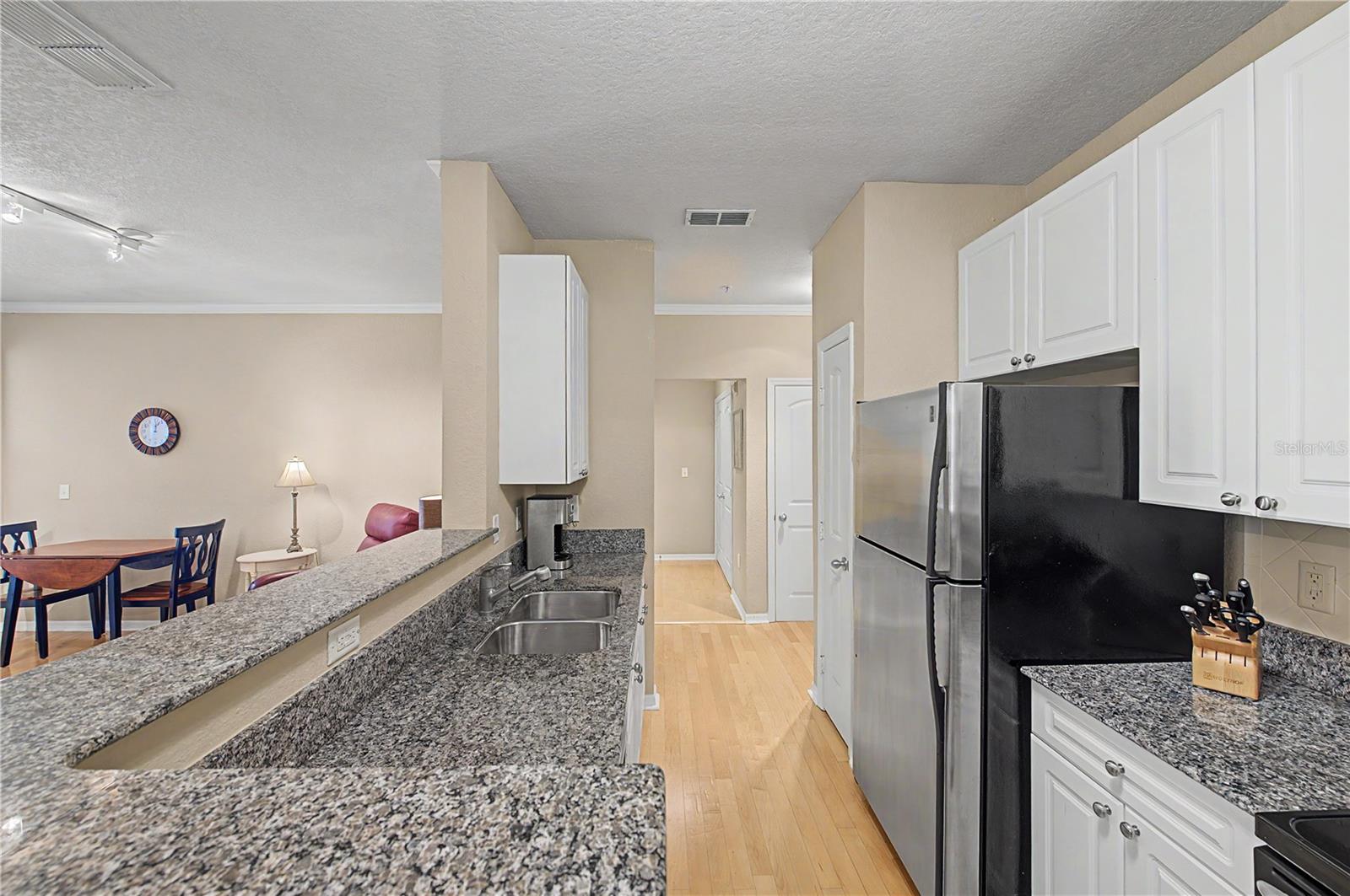 4221 W Spruce St #1222 Property Photo 8