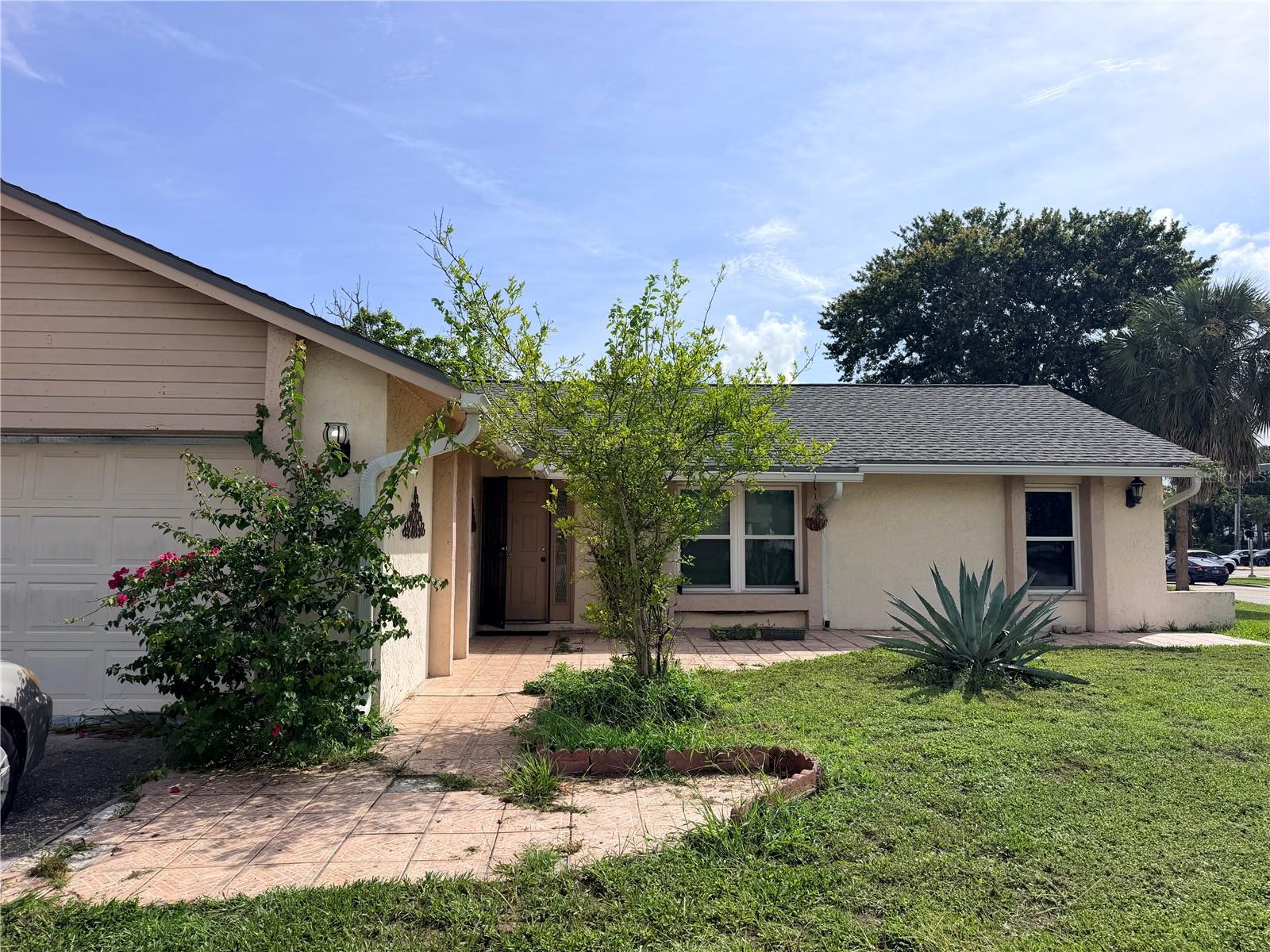 10326 Out Island Dr Property Photo 41
