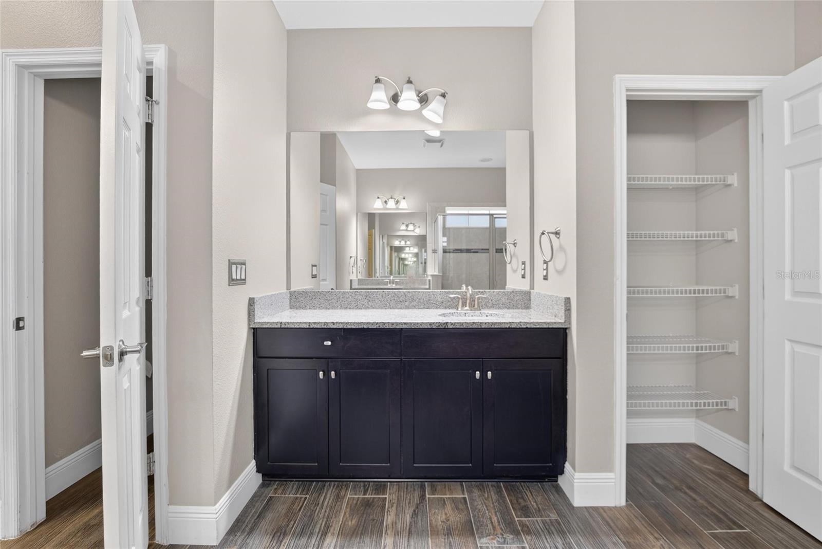 7029 Old Benton Dr Property Photo 36