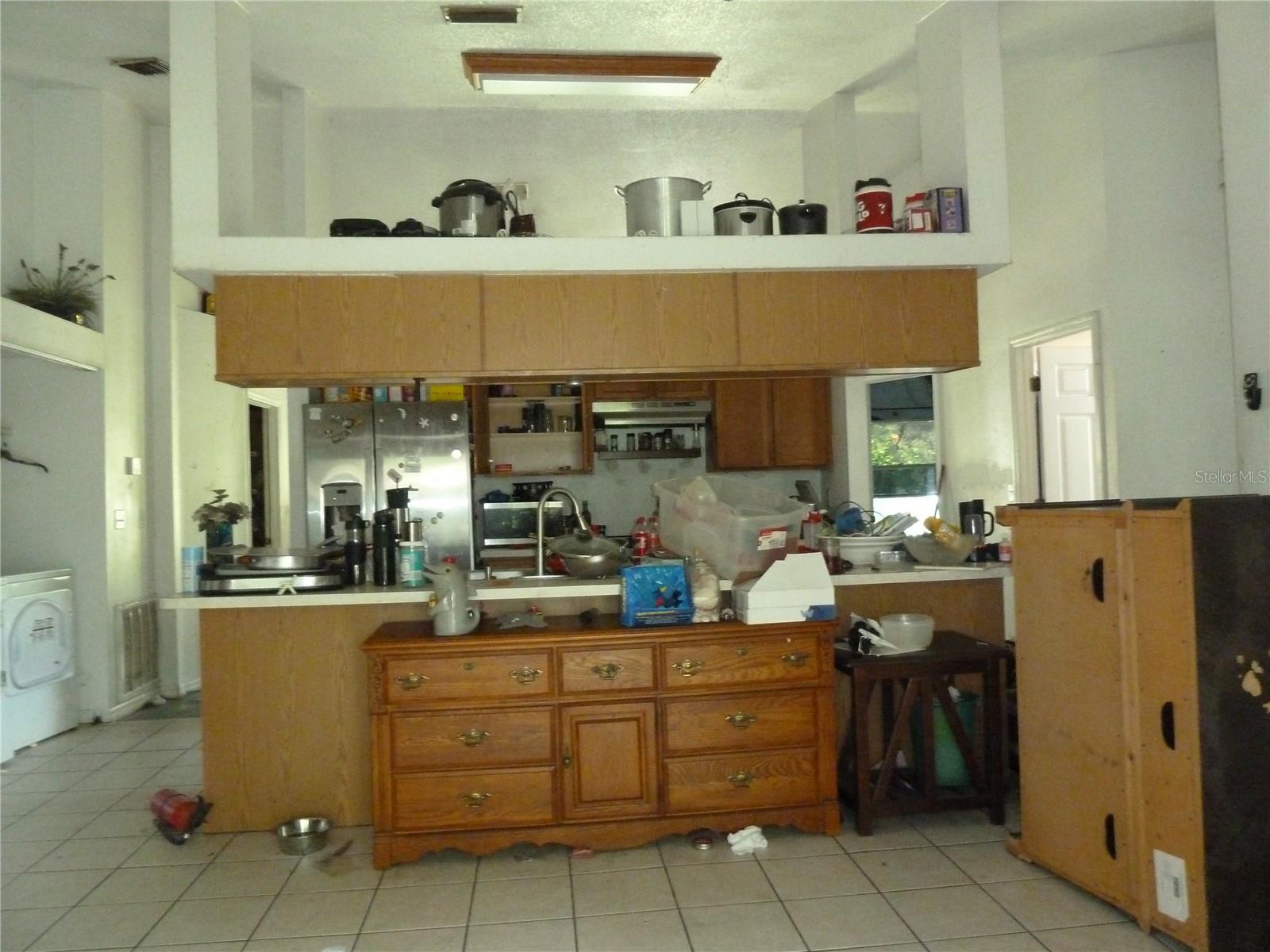 5 S Jupiter Ave Property Photo 3