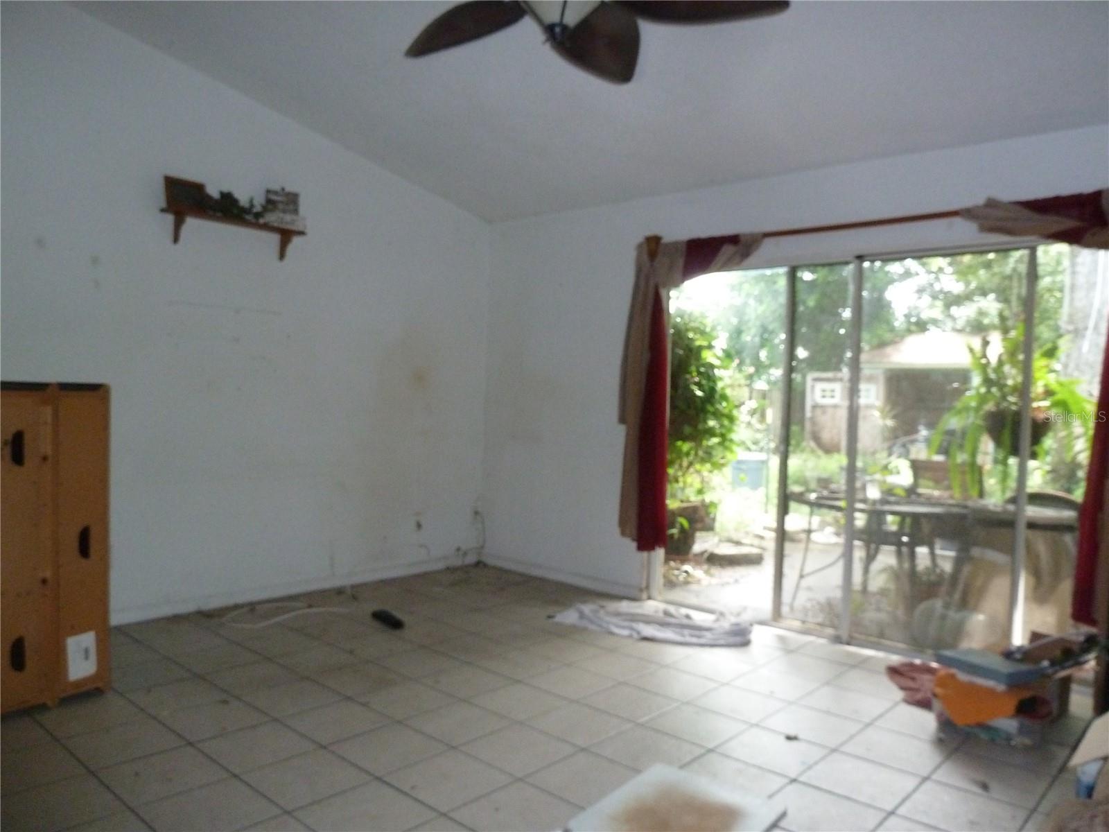 5 S Jupiter Ave Property Photo 6