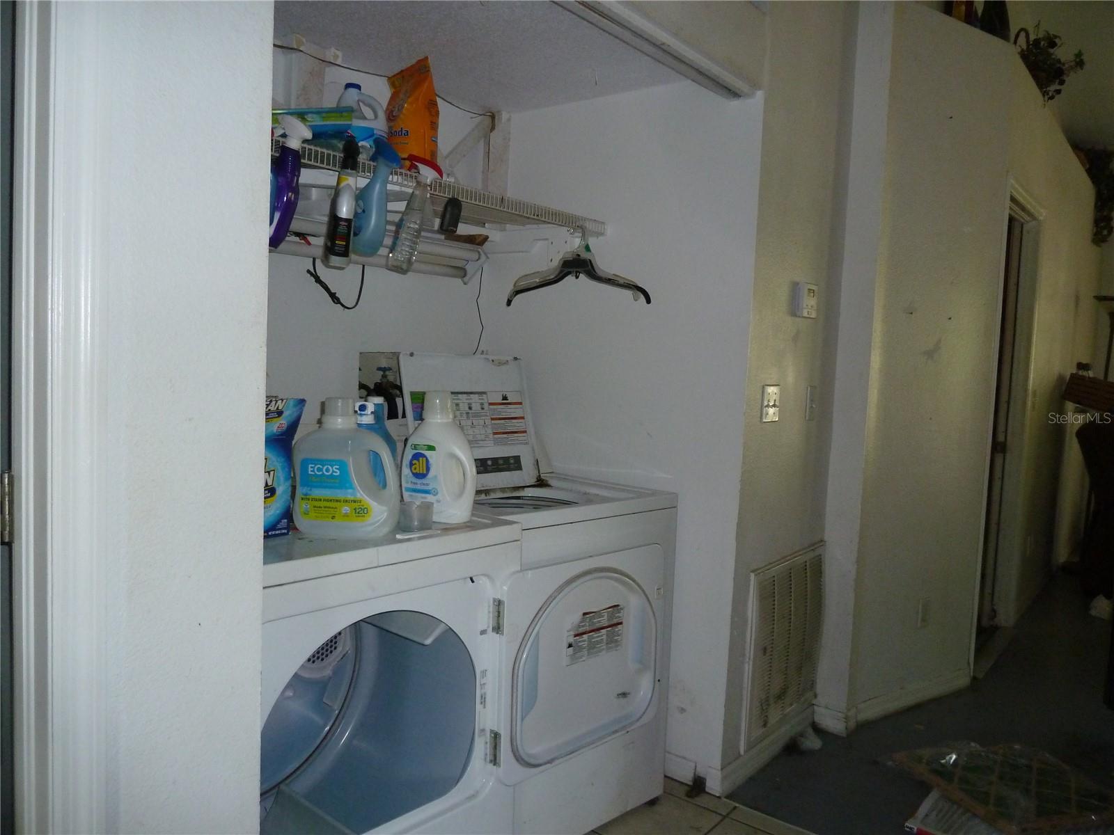 5 S Jupiter Ave Property Photo 11
