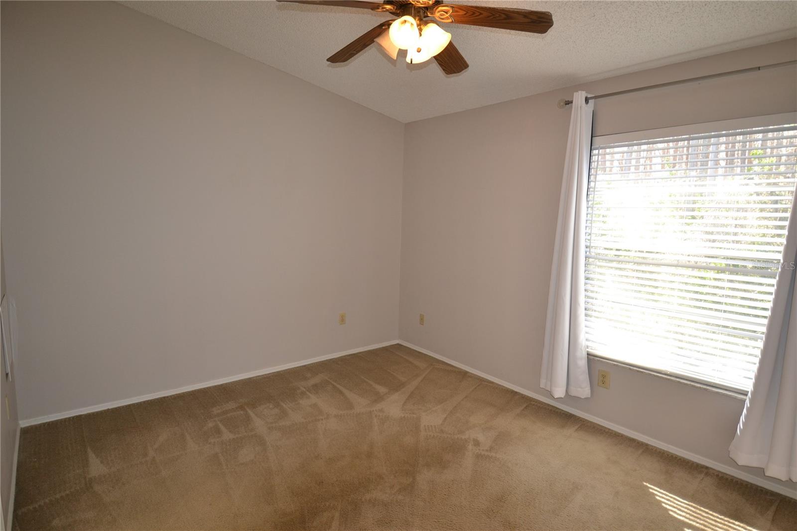 3379 Fox Hunt Dr Property Photo 34