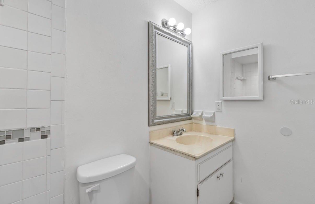 7516 N Cortez St Property Photo 26