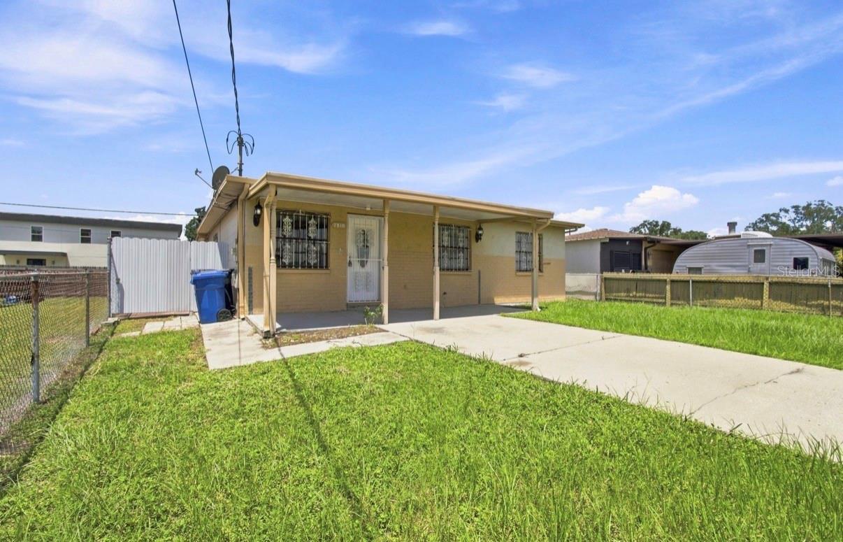 7516 N Cortez St Property Photo 49