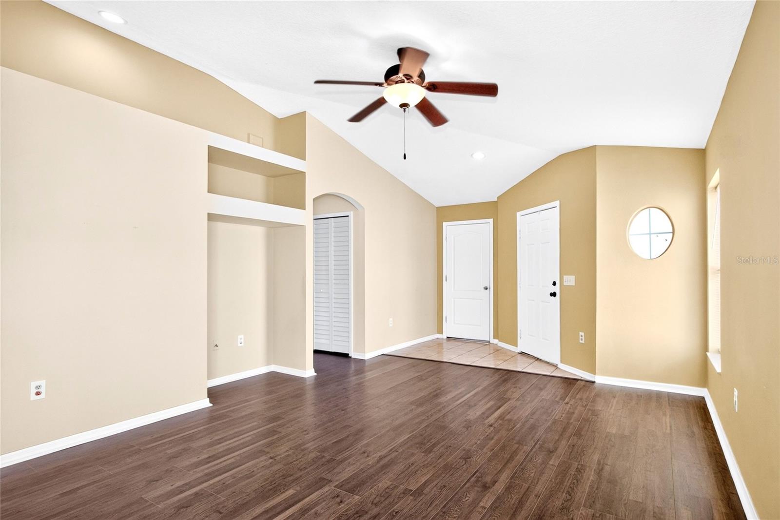 12629 Evington Point Dr Property Photo 9