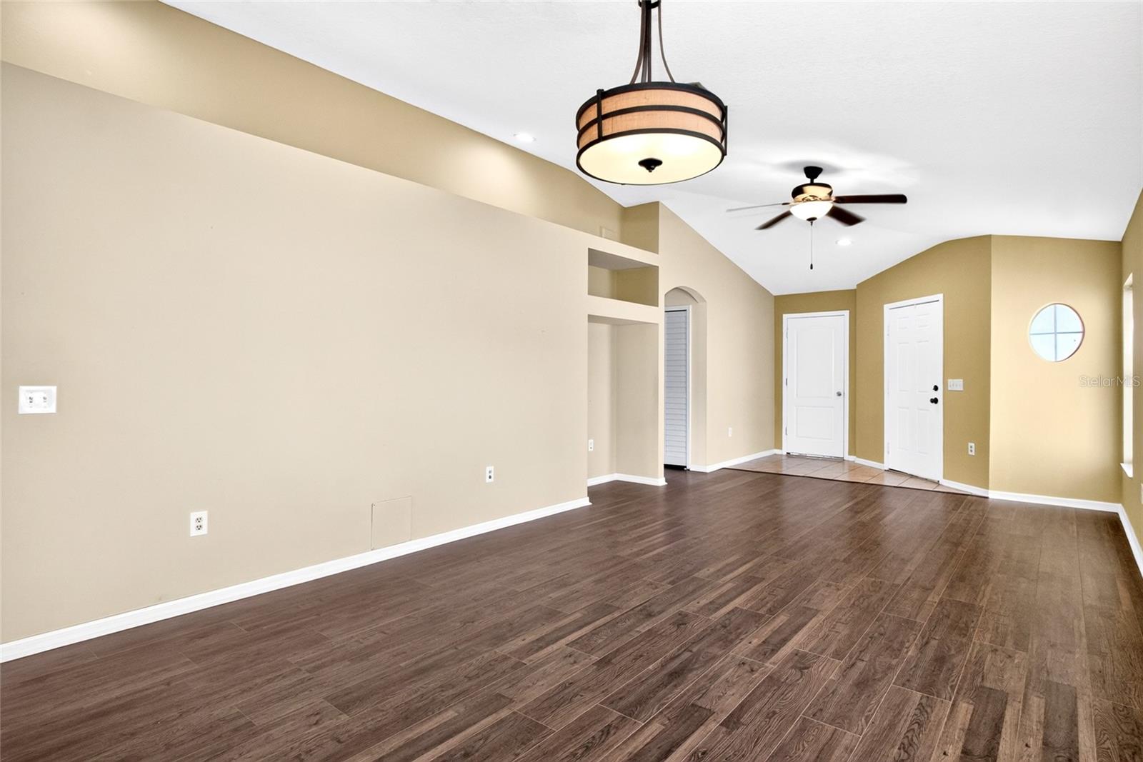 12629 Evington Point Dr Property Photo 14