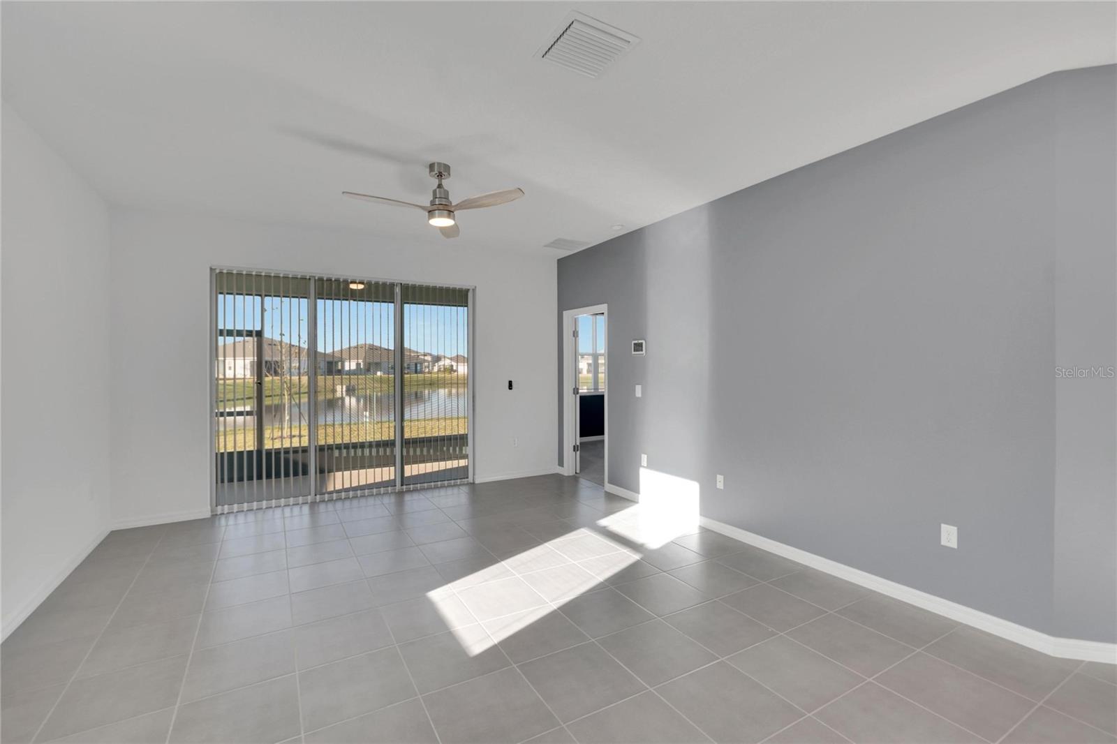 3329 Shady Sunrise Loop Property Photo 3