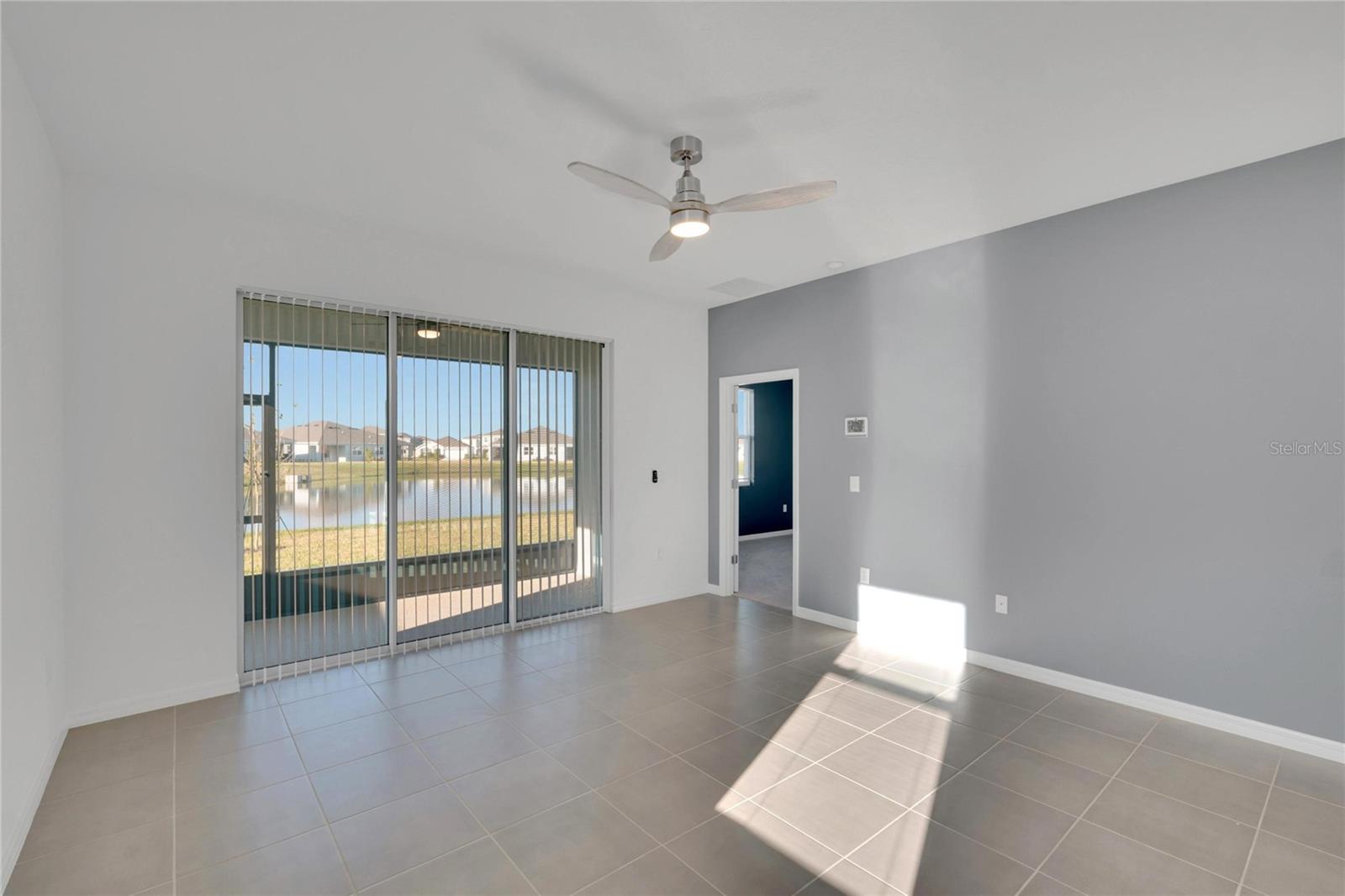 3329 Shady Sunrise Loop Property Photo 6