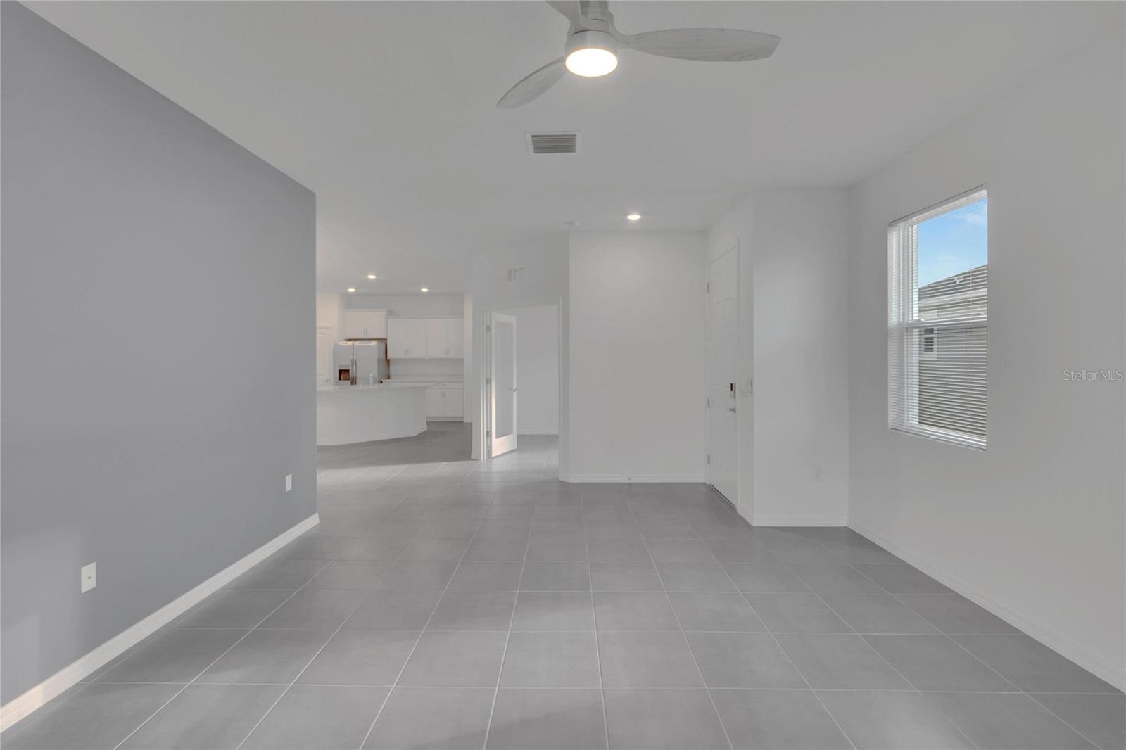 3329 Shady Sunrise Loop Property Photo 8