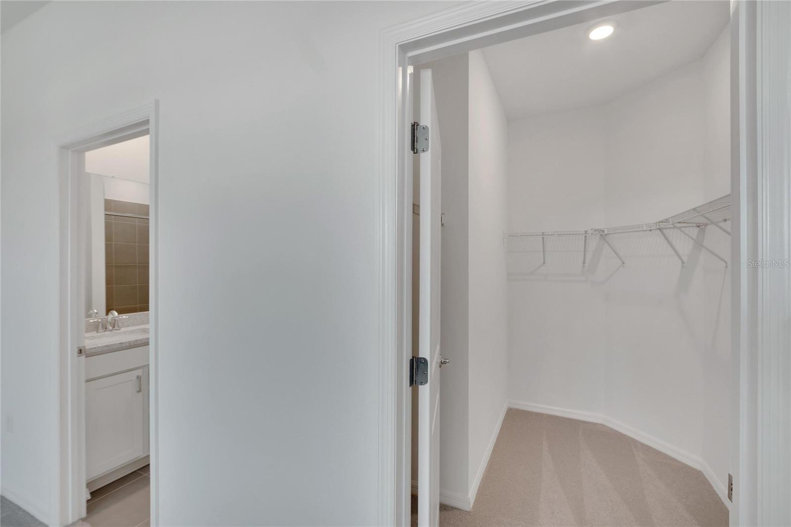 3329 Shady Sunrise Loop Property Photo 23
