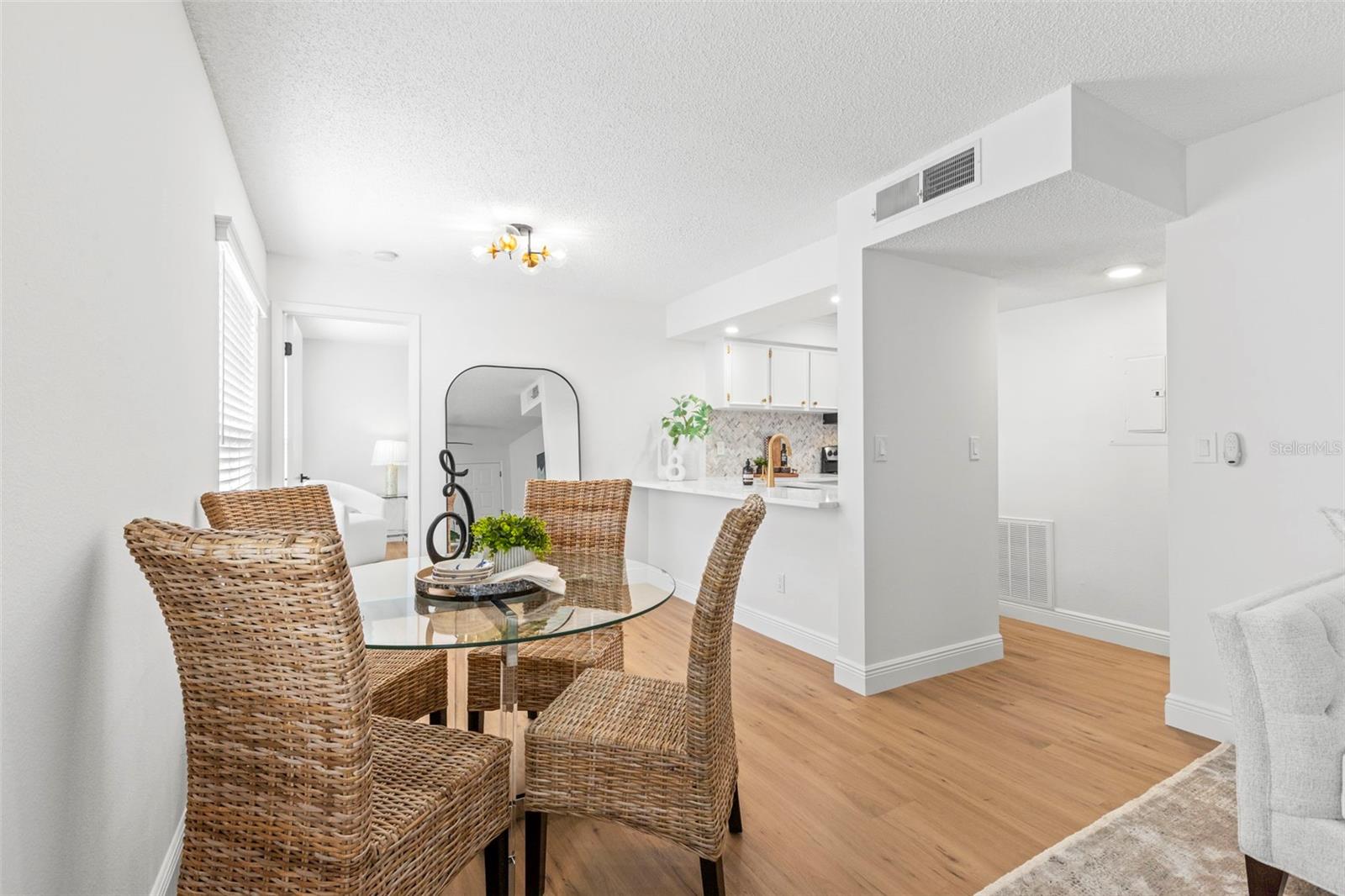 2981 Bonaventure Cir #202 Property Photo 6