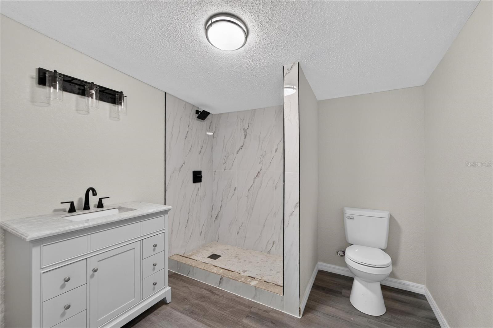 8809 Dyer Rd Property Photo 31