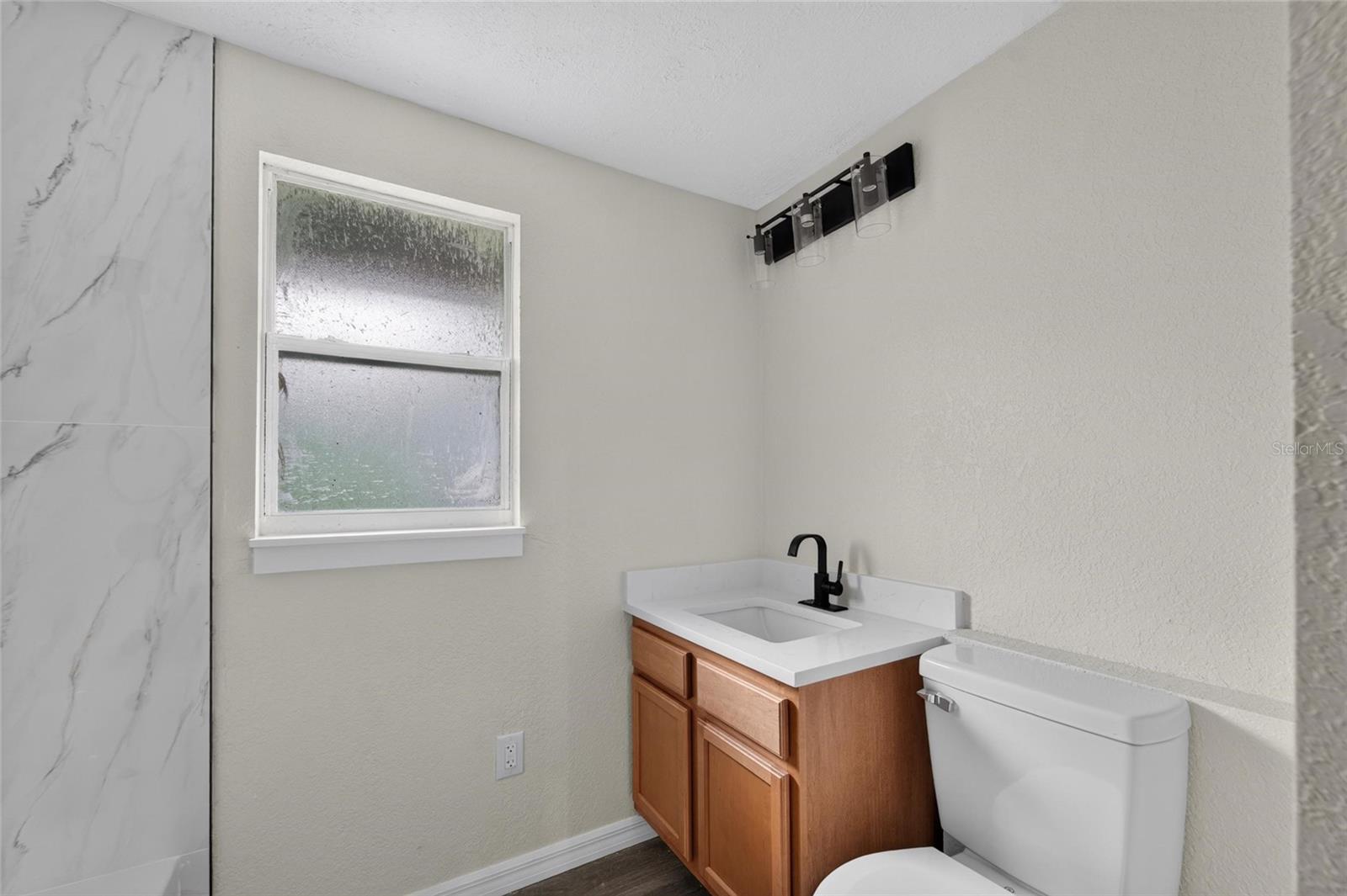 8809 Dyer Rd Property Photo 42
