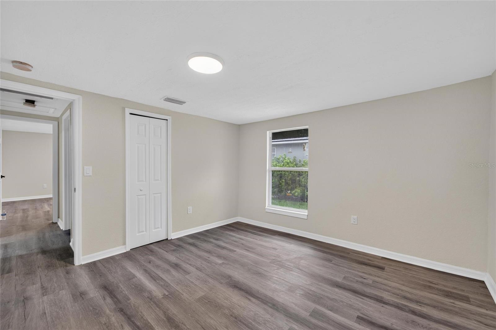 8809 Dyer Rd Property Photo 43